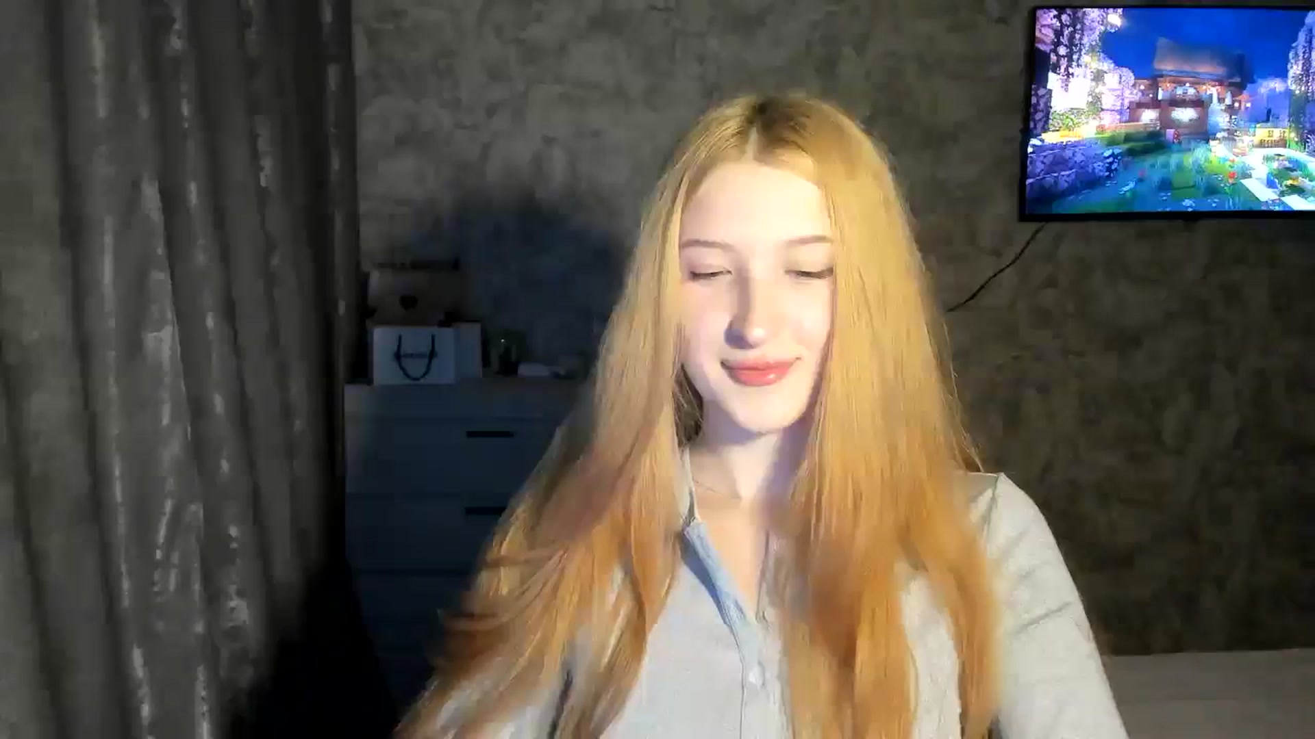 Gallery image thumbnail from Ilona_Here's myfreecams stream on, 03/06/2026, 17:28 image 13 of 20