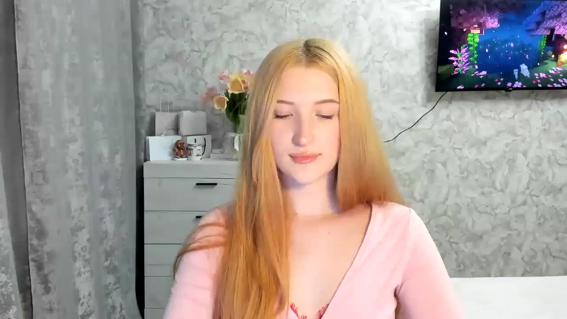 Gallery image thumbnail from Ilona_Here's myfreecams stream on, 03/10/2026, 15:54 image 12 of 20