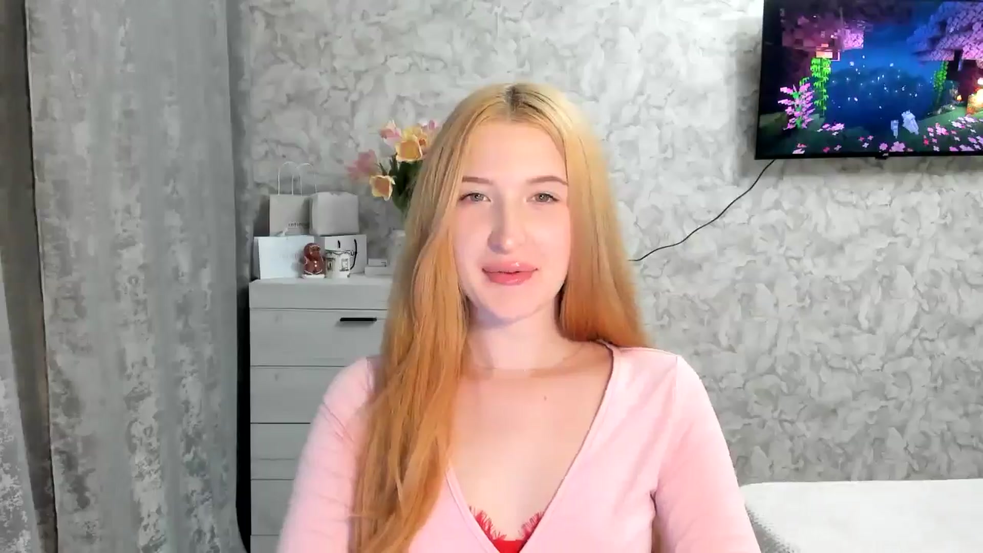 Gallery image thumbnail from Ilona_Here's myfreecams stream on, 03/10/2026, 17:16 image 13 of 20
