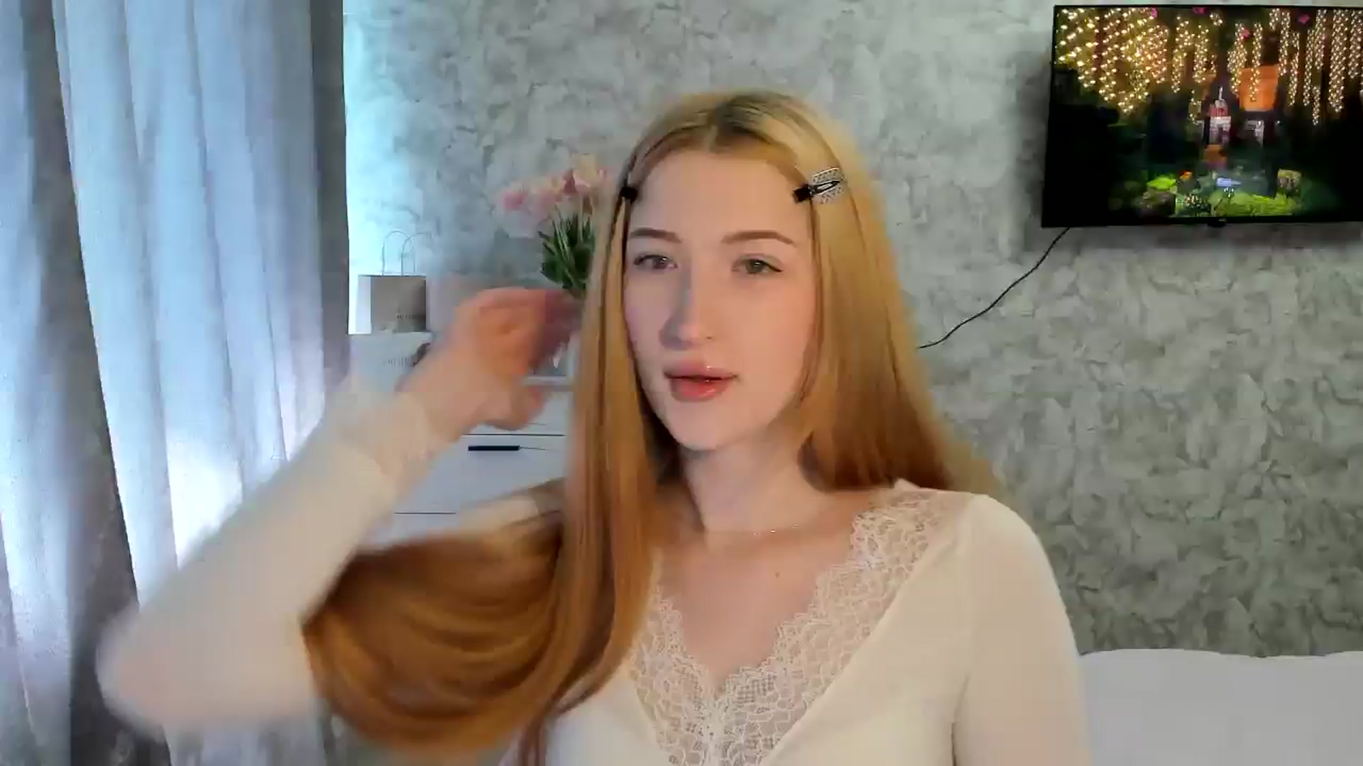 Gallery image thumbnail from Ilona_Here's myfreecams stream on, 03/11/2026, 10:25 image 9 of 20