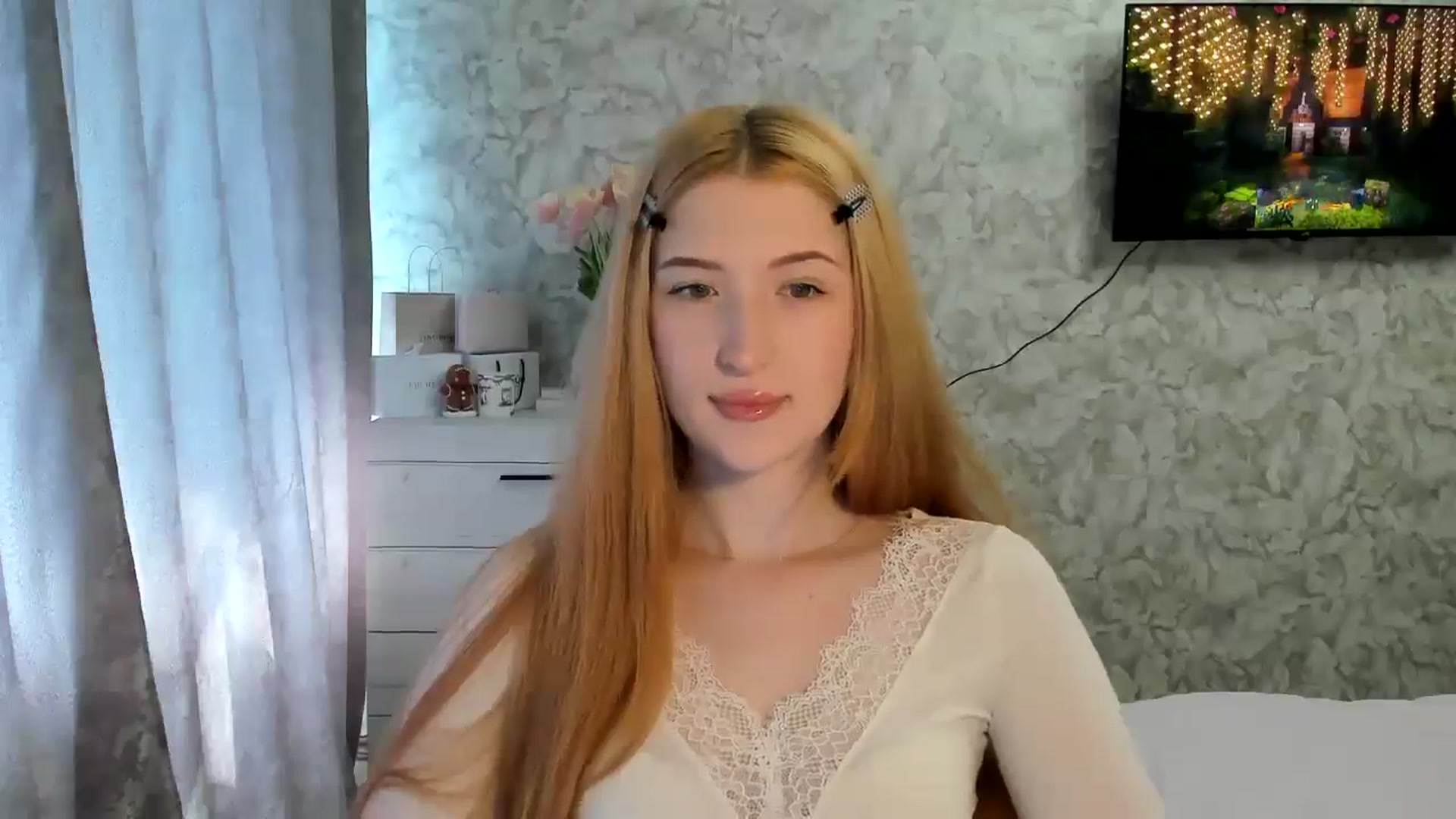 Gallery image thumbnail from Ilona_Here's myfreecams stream on, 03/11/2026, 10:25 image 3 of 20