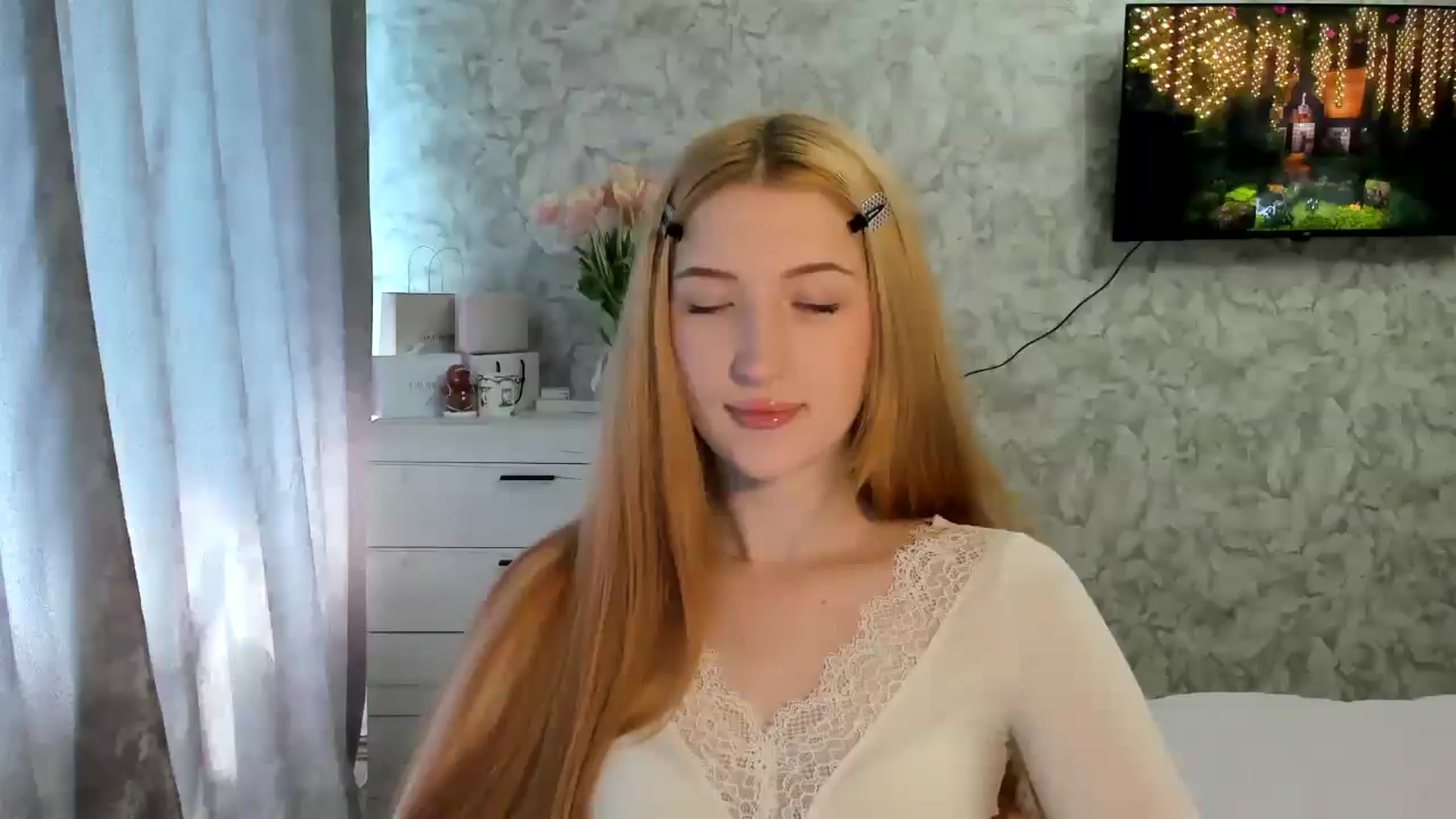 Gallery image thumbnail from Ilona_Here's myfreecams stream on, 03/11/2026, 10:25 image 5 of 20