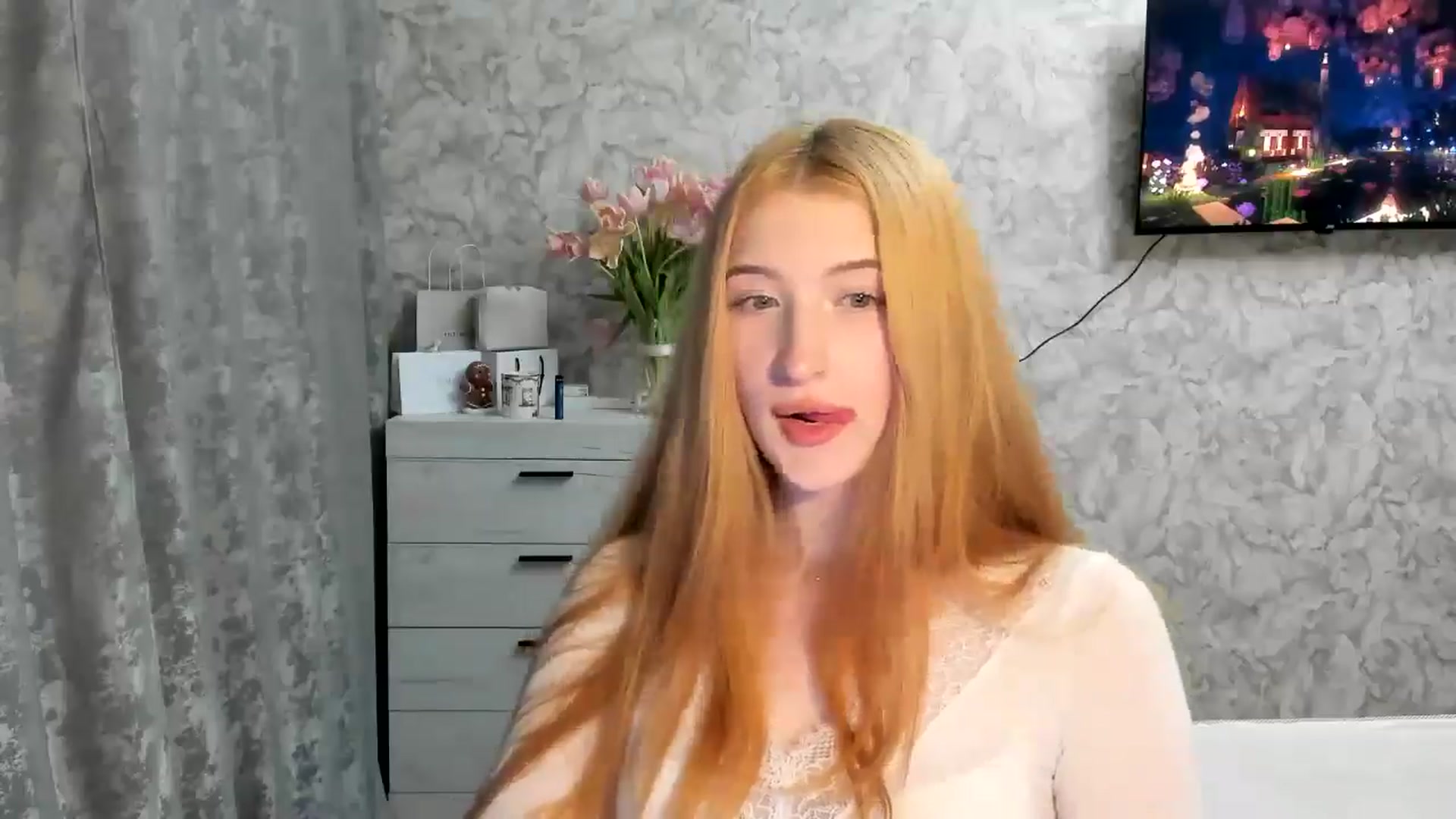 Gallery image thumbnail from Ilona_Here's myfreecams stream on, 03/11/2026, 22:34 image 17 of 20