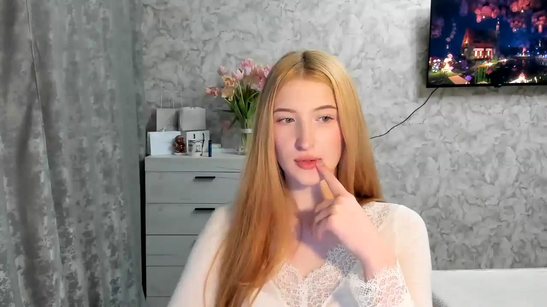 Gallery image thumbnail from Ilona_Here's myfreecams stream on, 03/11/2026, 22:55 image 18 of 20