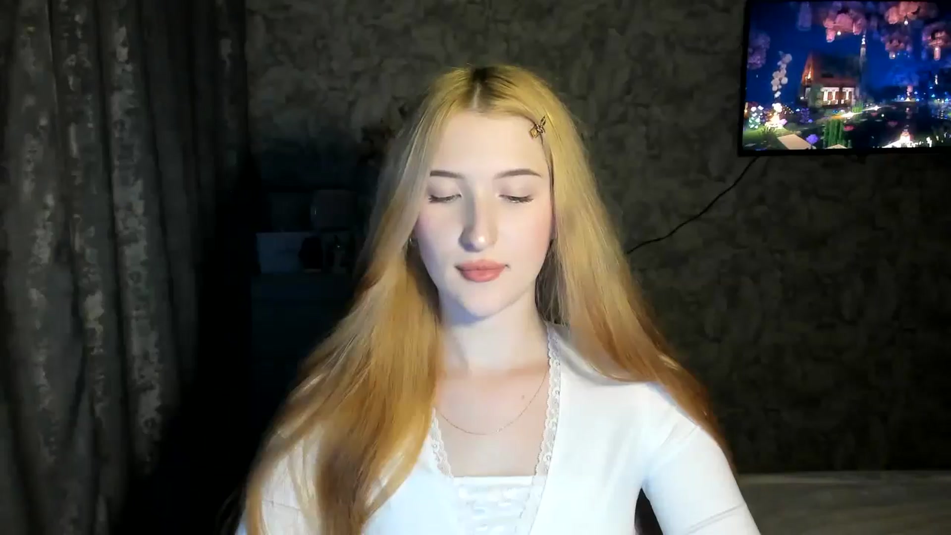 Gallery image thumbnail from Ilona_Here's myfreecams stream on, 03/12/2026, 17:24 image 16 of 20