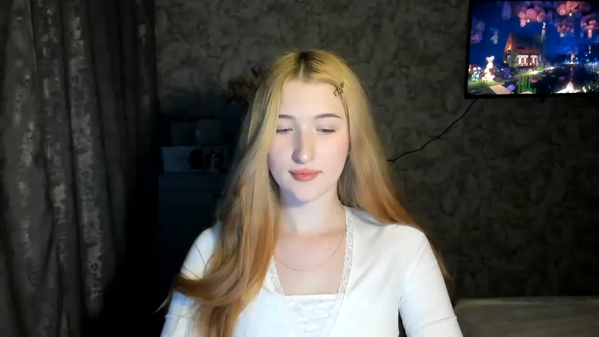 Gallery image thumbnail from Ilona_Here's myfreecams stream on, 03/12/2026, 17:24 image 8 of 20