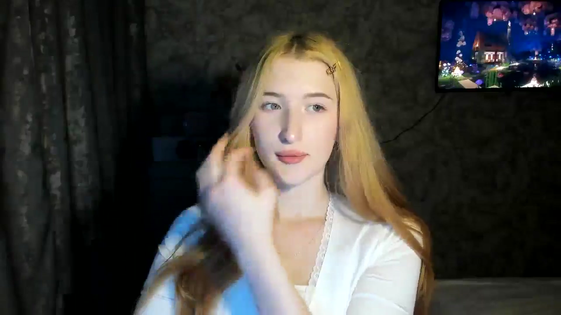 Gallery image thumbnail from Ilona_Here's myfreecams stream on, 03/12/2026, 17:24 image 13 of 20