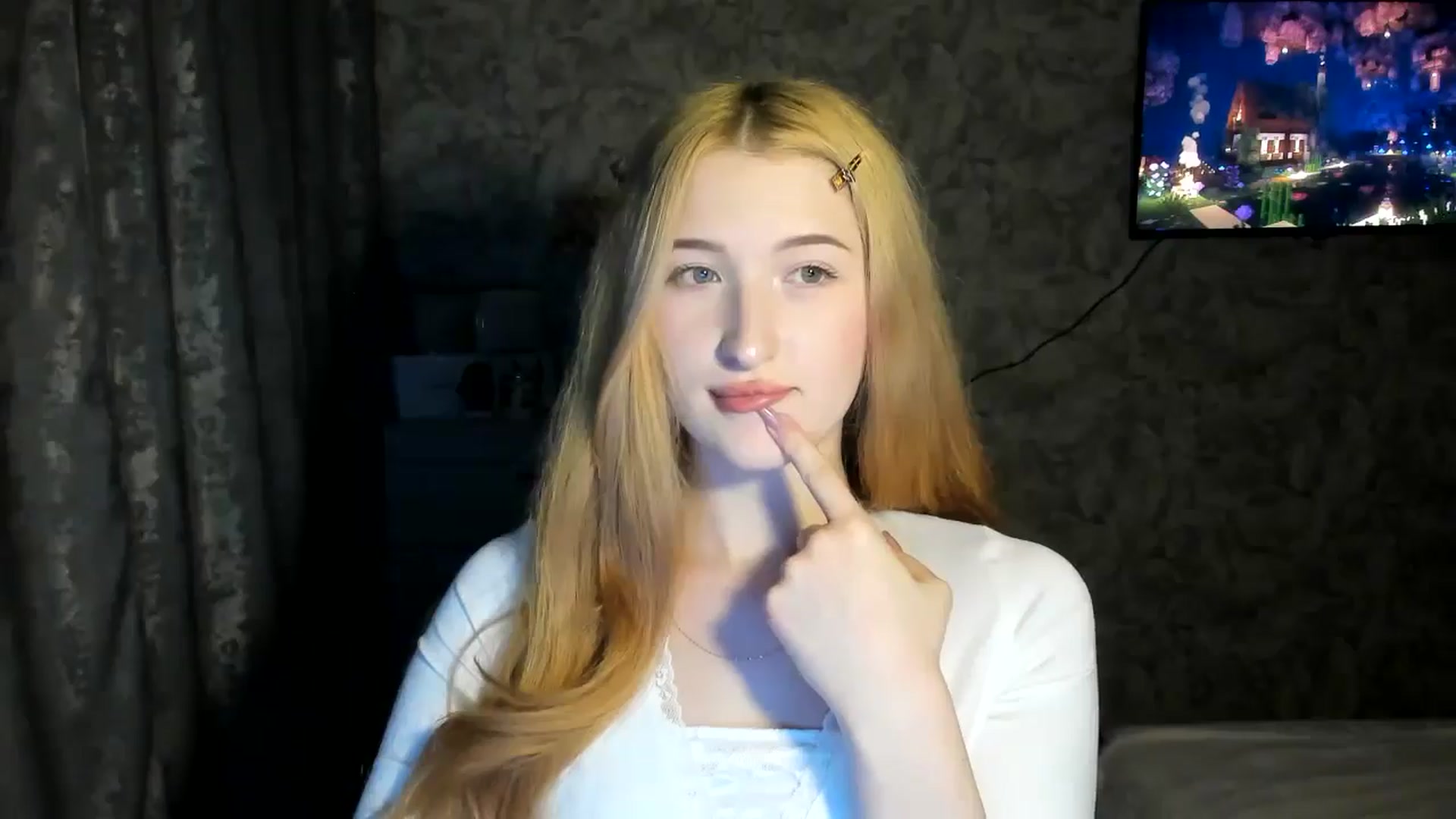 Gallery image thumbnail from Ilona_Here's myfreecams stream on, 03/12/2026, 17:24 image 19 of 20