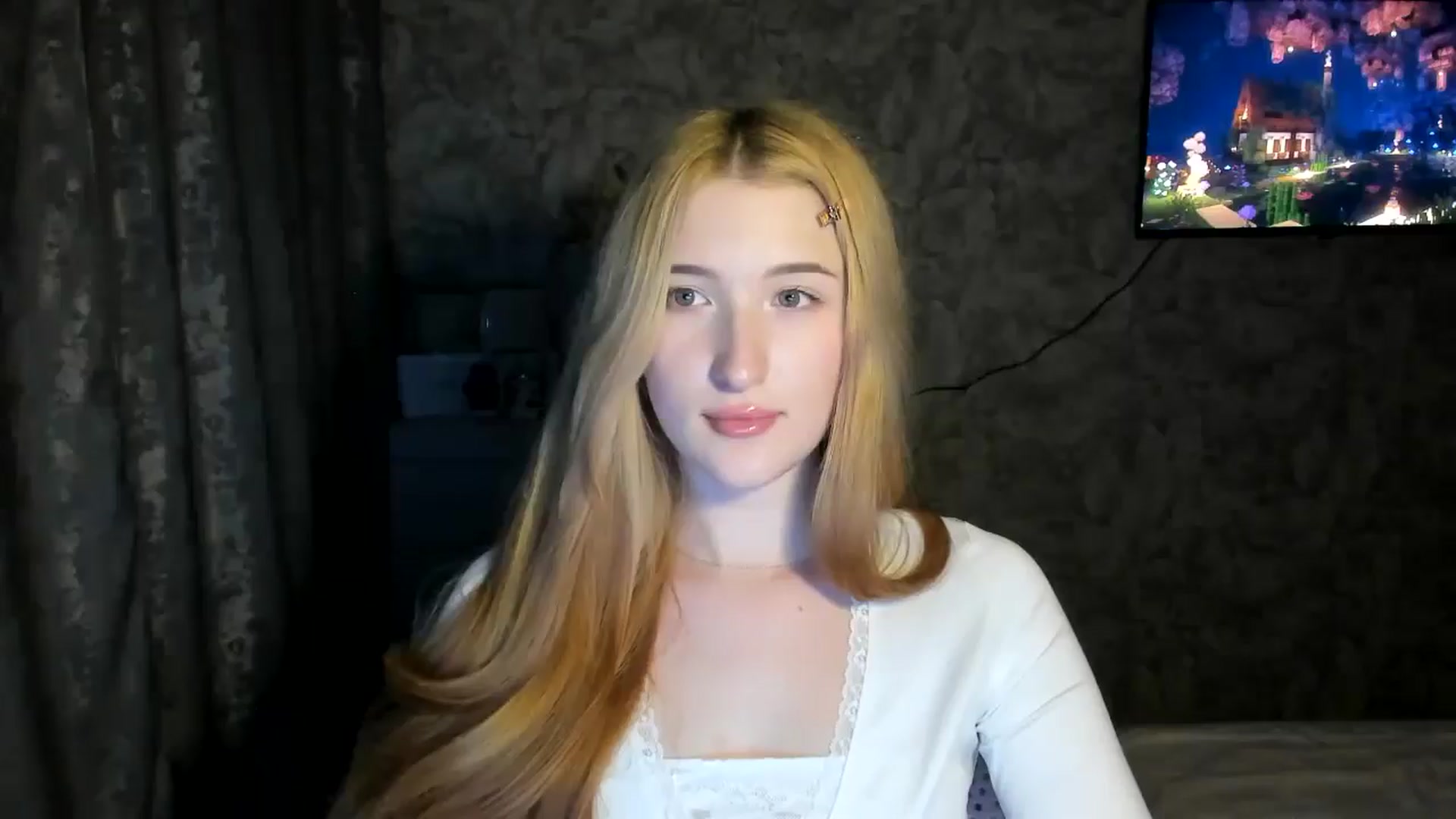 Gallery image thumbnail from Ilona_Here's myfreecams stream on, 03/12/2026, 19:40 image 1 of 20