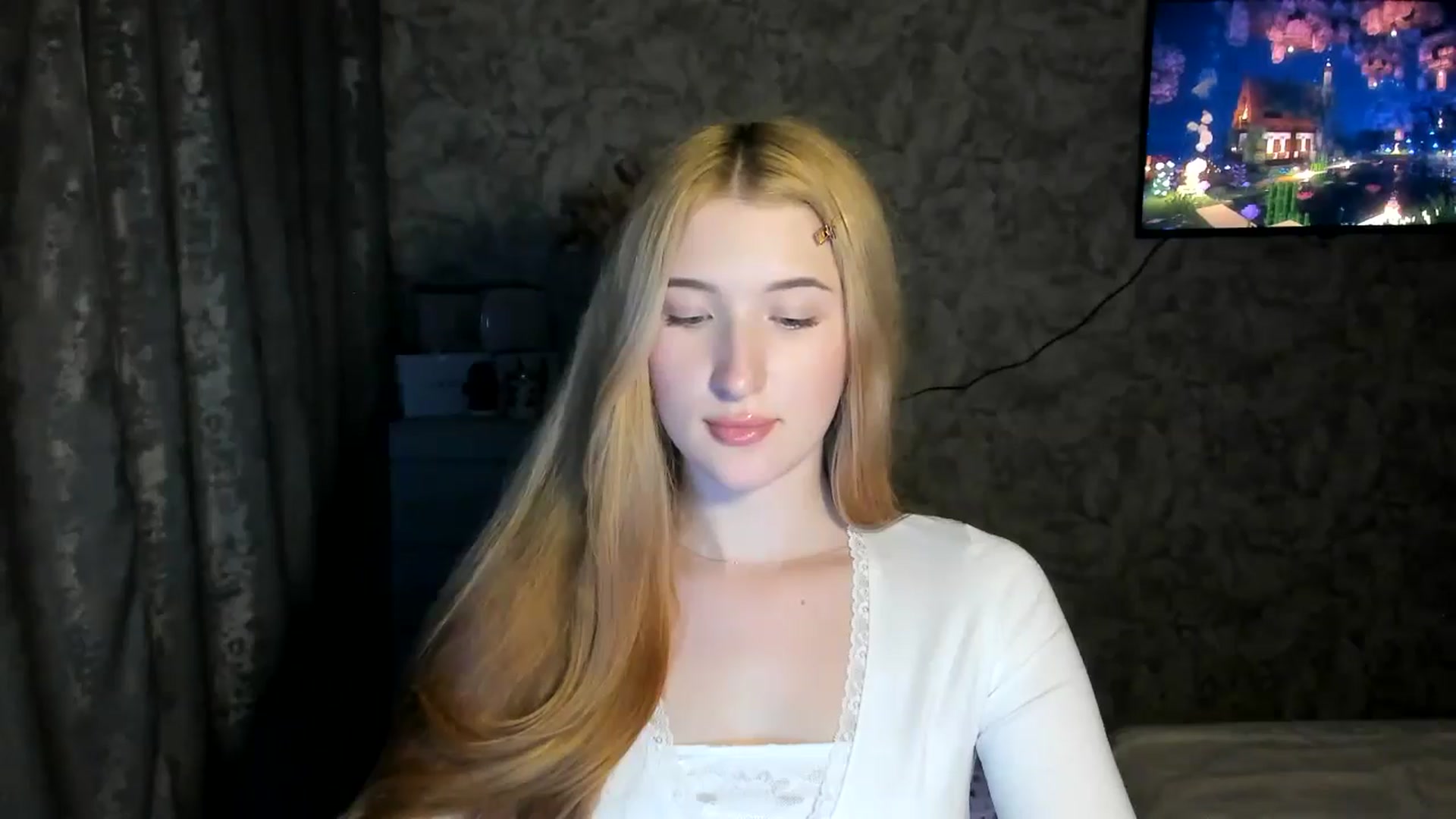Gallery image thumbnail from Ilona_Here's myfreecams stream on, 03/12/2026, 19:40 image 7 of 20