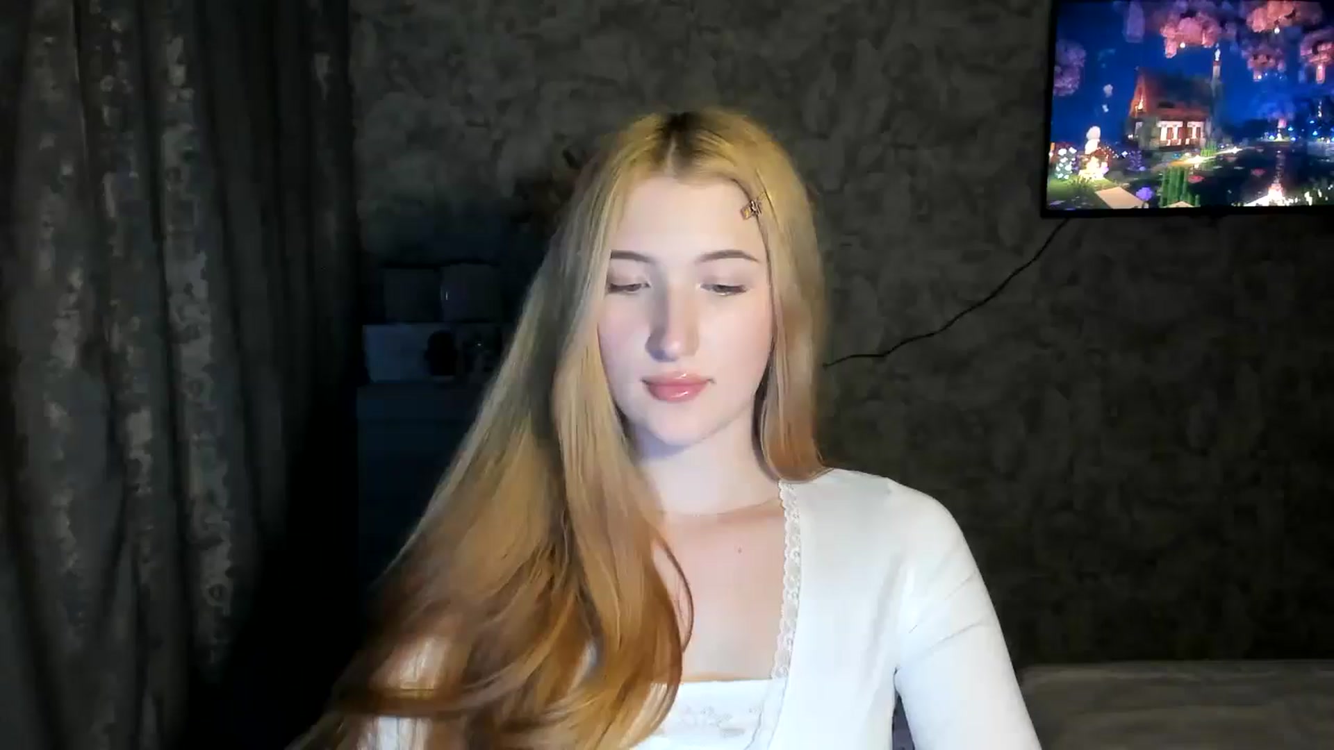 Gallery image thumbnail from Ilona_Here's myfreecams stream on, 03/12/2026, 19:40 image 6 of 20