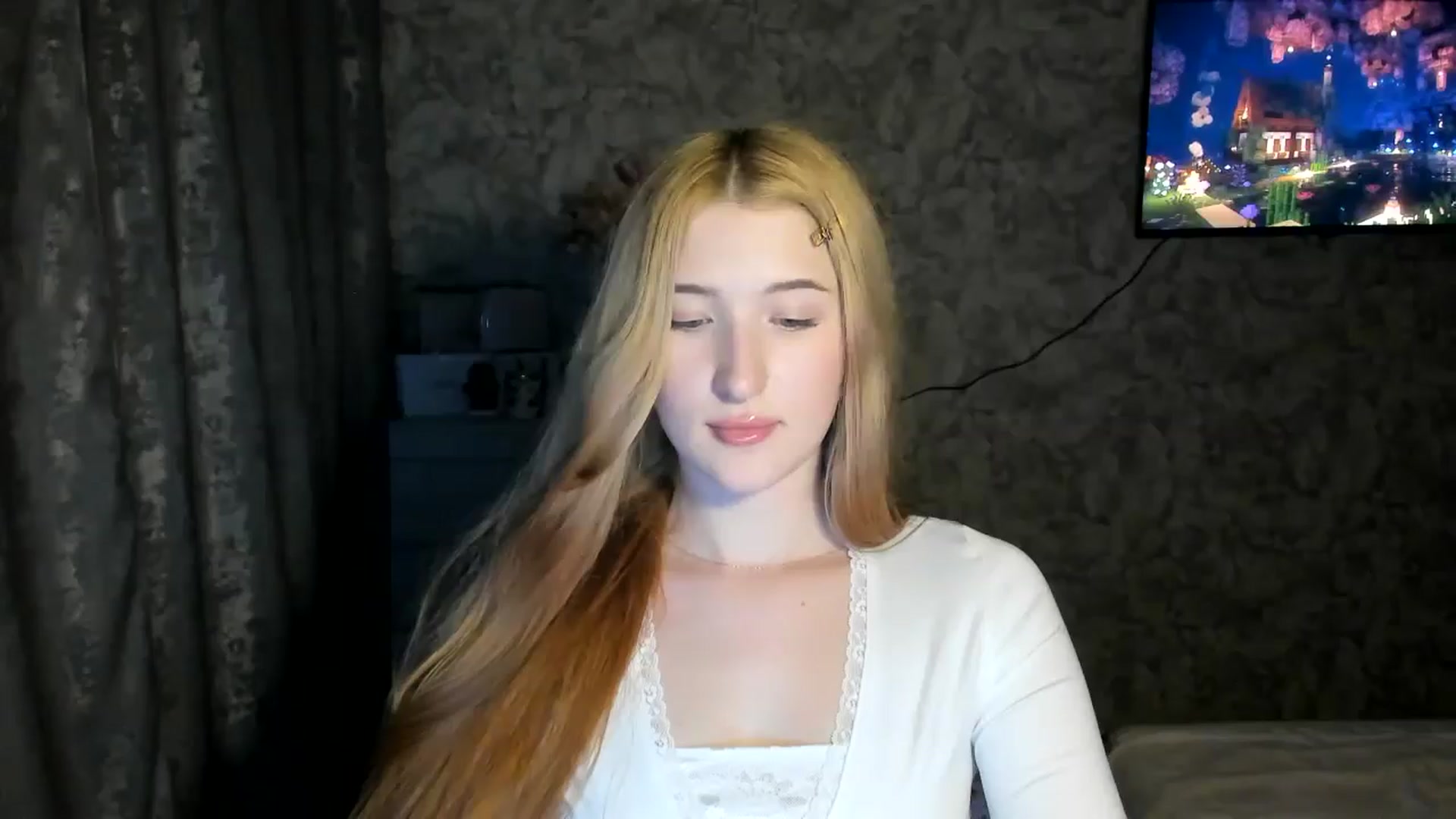 Gallery image thumbnail from Ilona_Here's myfreecams stream on, 03/12/2026, 19:40 image 15 of 20