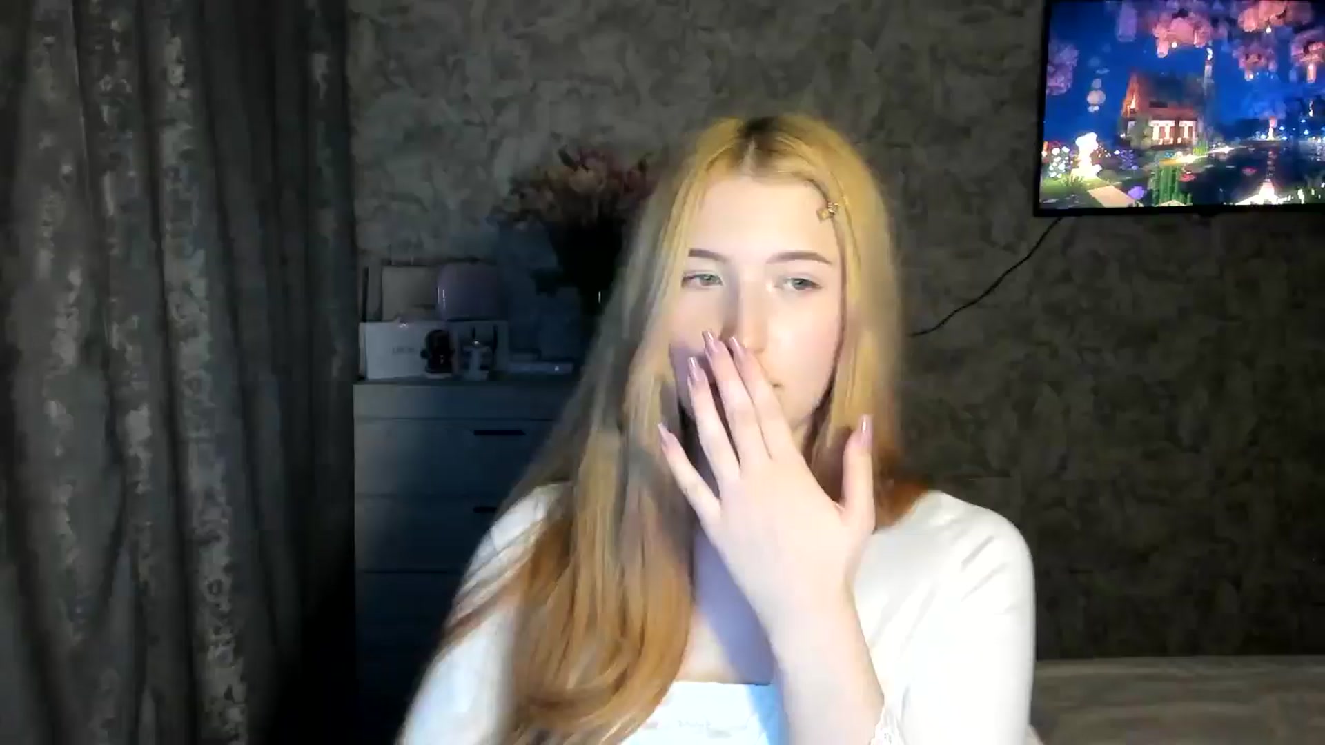 Gallery image thumbnail from Ilona_Here's myfreecams stream on, 03/12/2026, 20:17 image 1 of 20