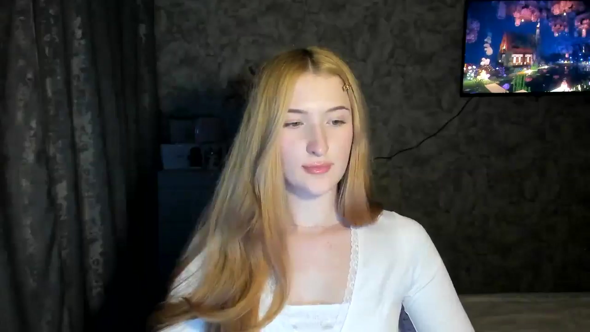 Gallery image thumbnail from Ilona_Here's myfreecams stream on, 03/12/2026, 20:17 image 6 of 20