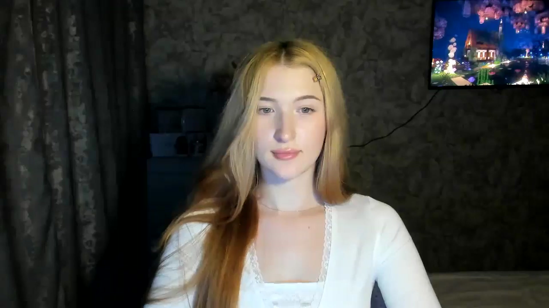 Gallery image thumbnail from Ilona_Here's myfreecams stream on, 03/12/2026, 20:17 image 5 of 20