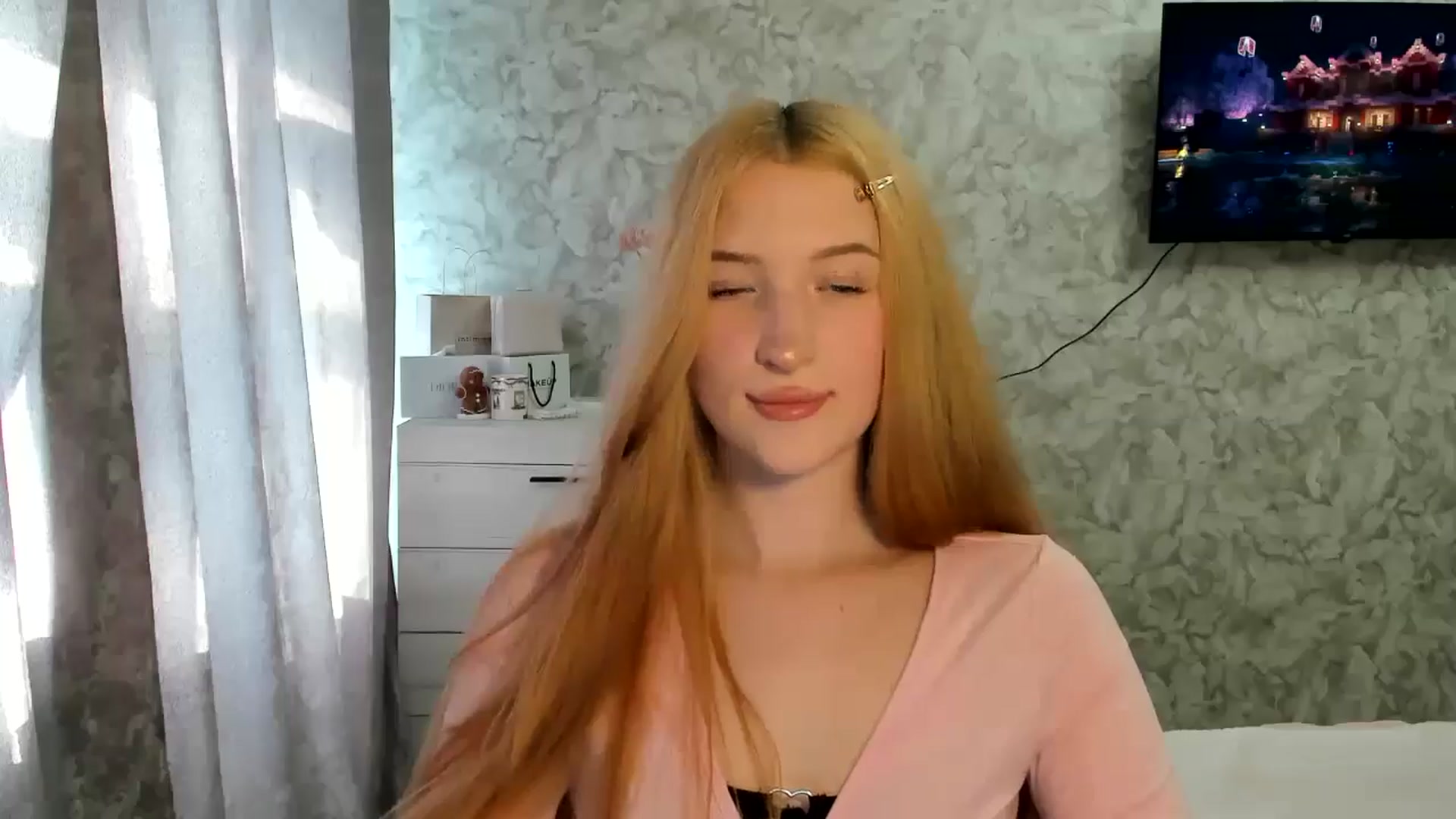 Gallery image thumbnail from Ilona_Here's myfreecams stream on, 03/15/2026, 12:30 image 19 of 20