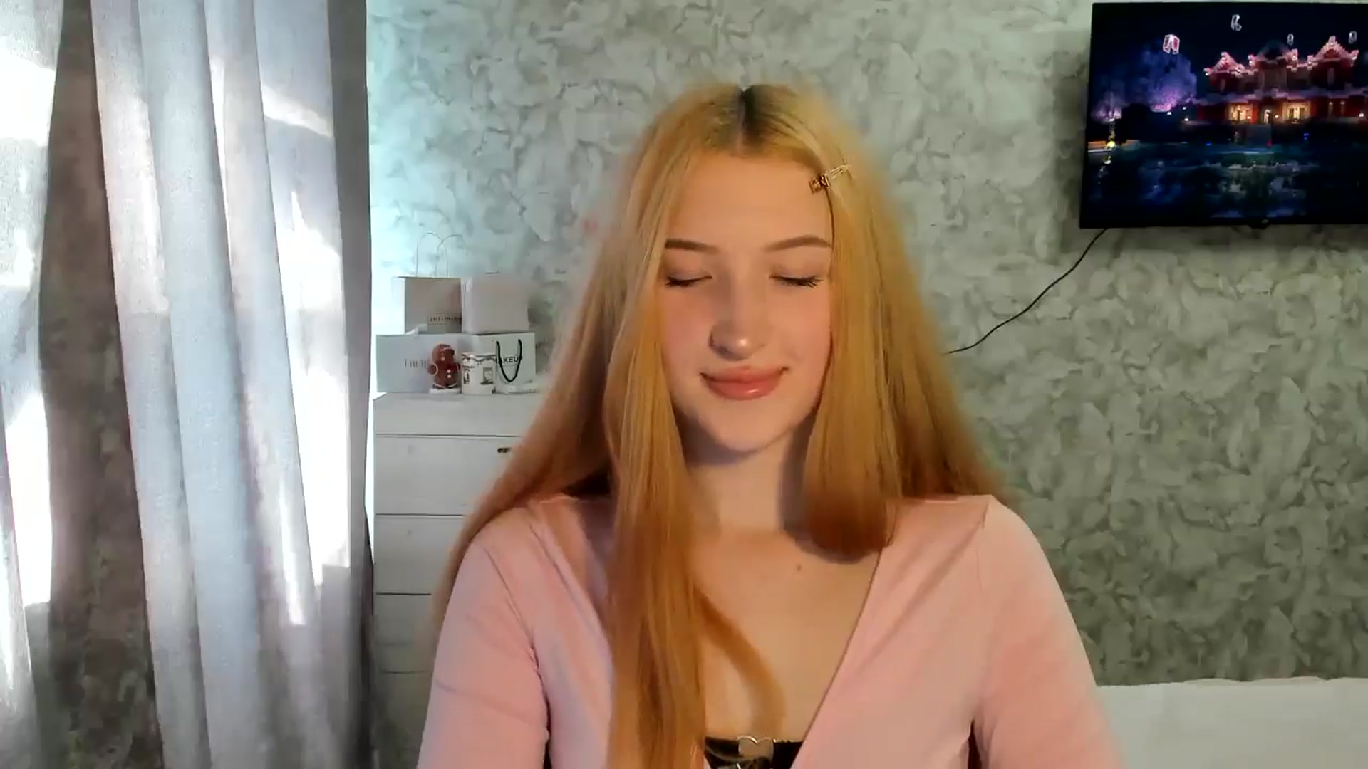 Gallery image thumbnail from Ilona_Here's myfreecams stream on, 03/15/2026, 12:30 image 15 of 20