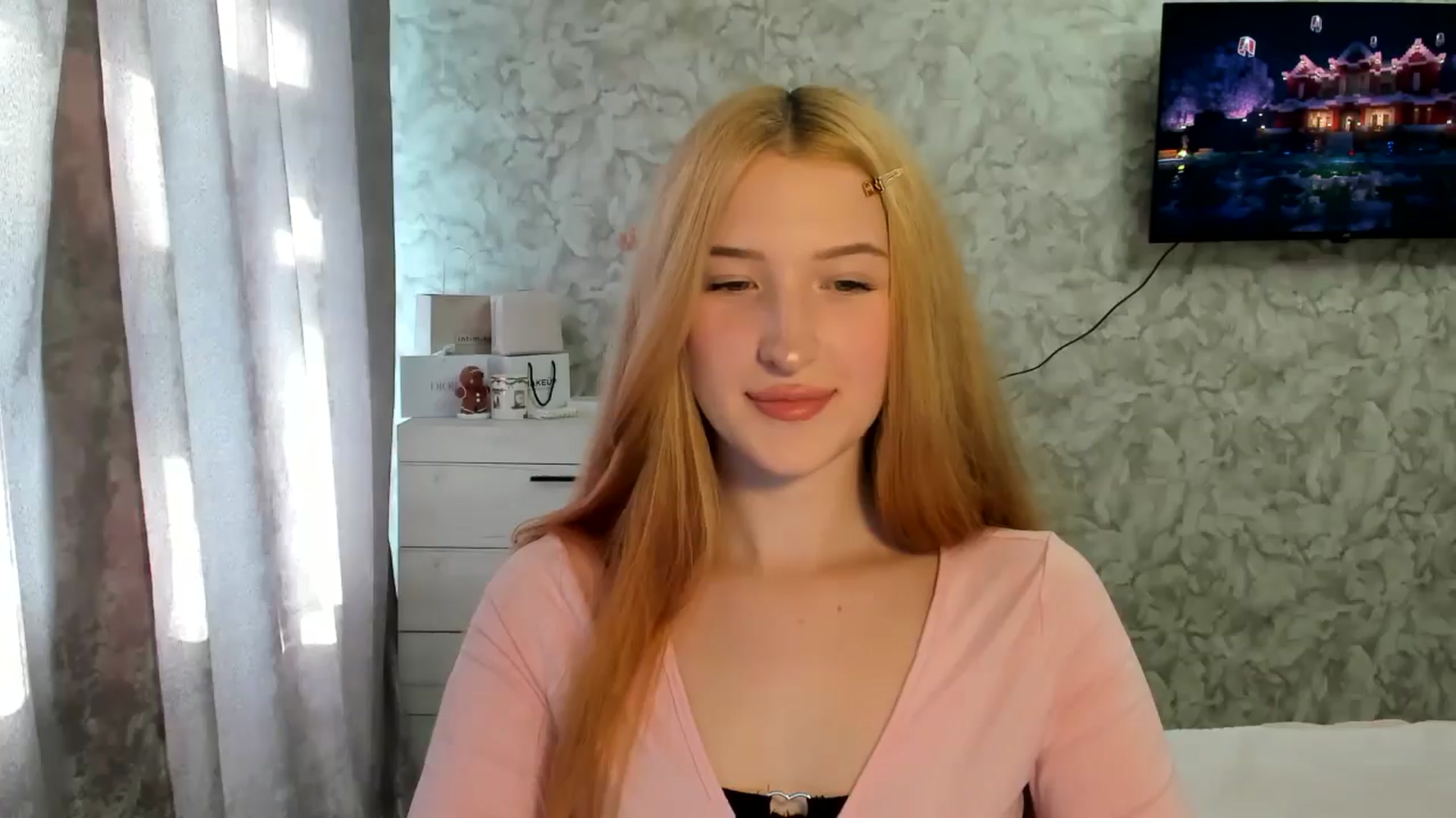 Gallery image thumbnail from Ilona_Here's myfreecams stream on, 03/15/2026, 12:56 image 8 of 20
