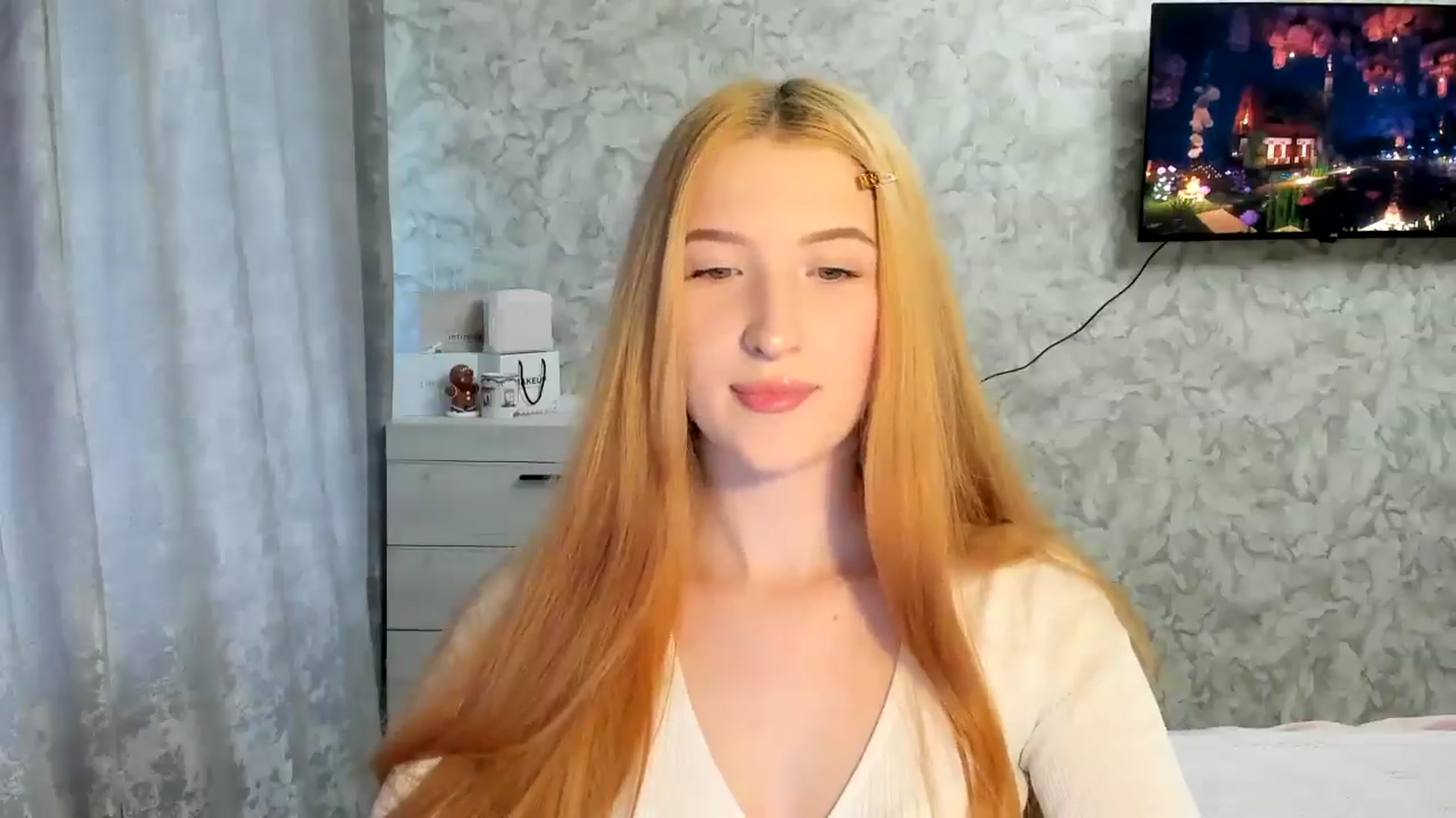 Gallery image thumbnail from Ilona_Here's myfreecams stream on, 03/17/2026, 13:11 image 12 of 20