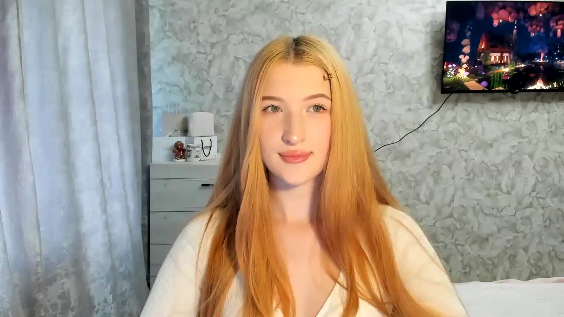 Gallery image thumbnail from Ilona_Here's myfreecams stream on, 03/17/2026, 14:25 image 9 of 20