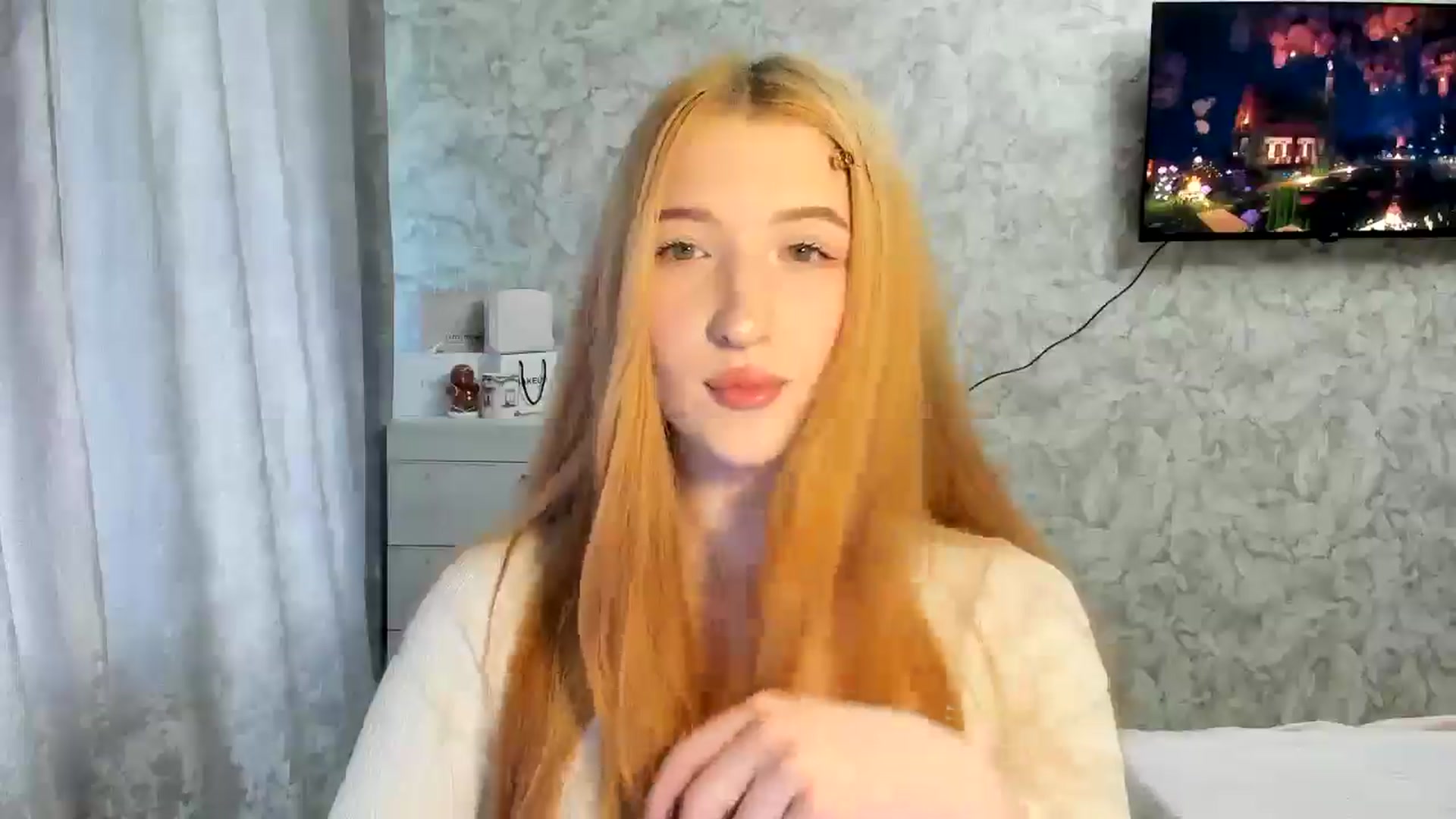 Gallery image thumbnail from Ilona_Here's myfreecams stream on, 03/17/2026, 14:25 image 10 of 20