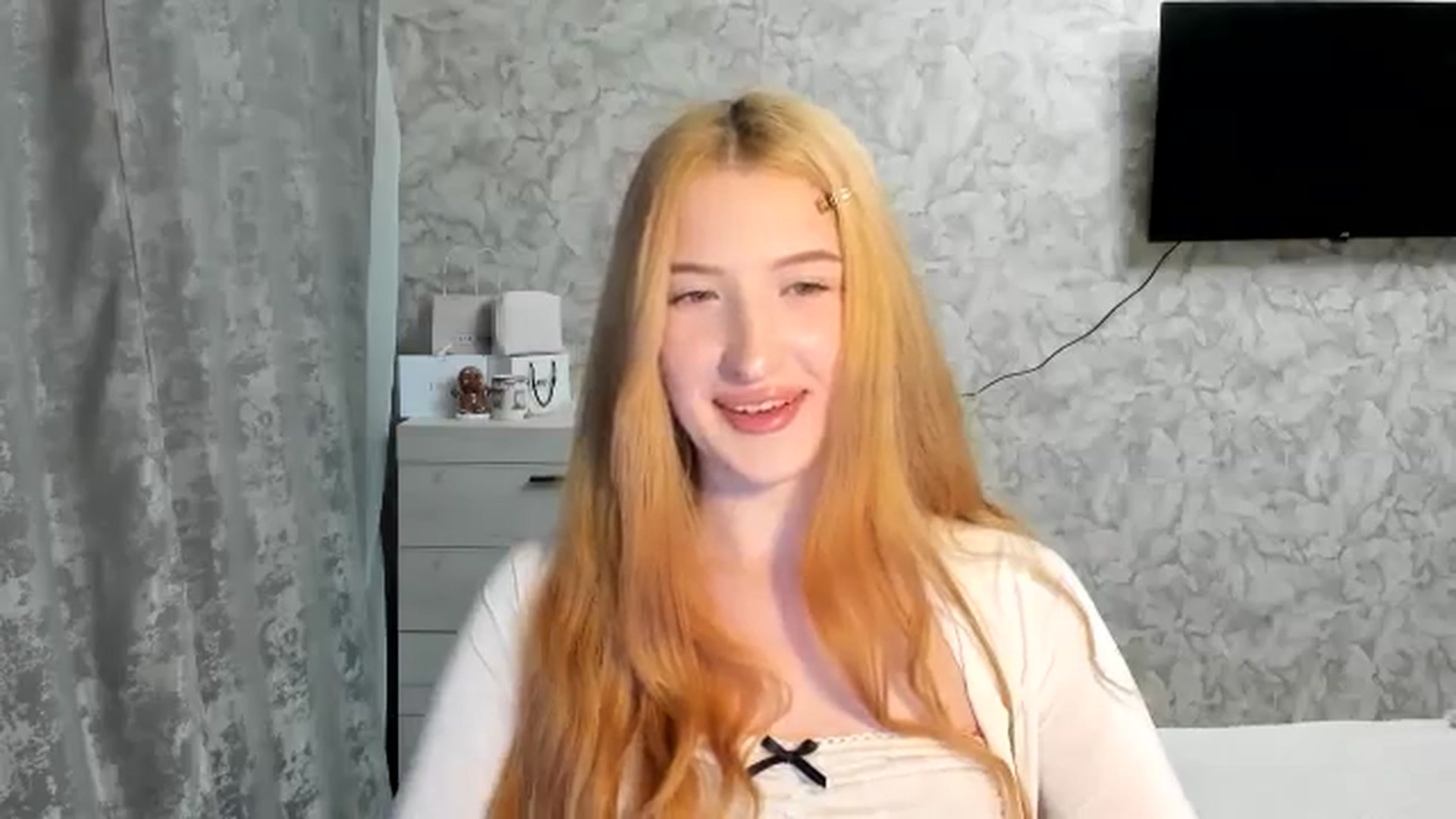 Gallery image thumbnail from Ilona_Here's myfreecams stream on, 03/18/2026, 19:04 image 20 of 20