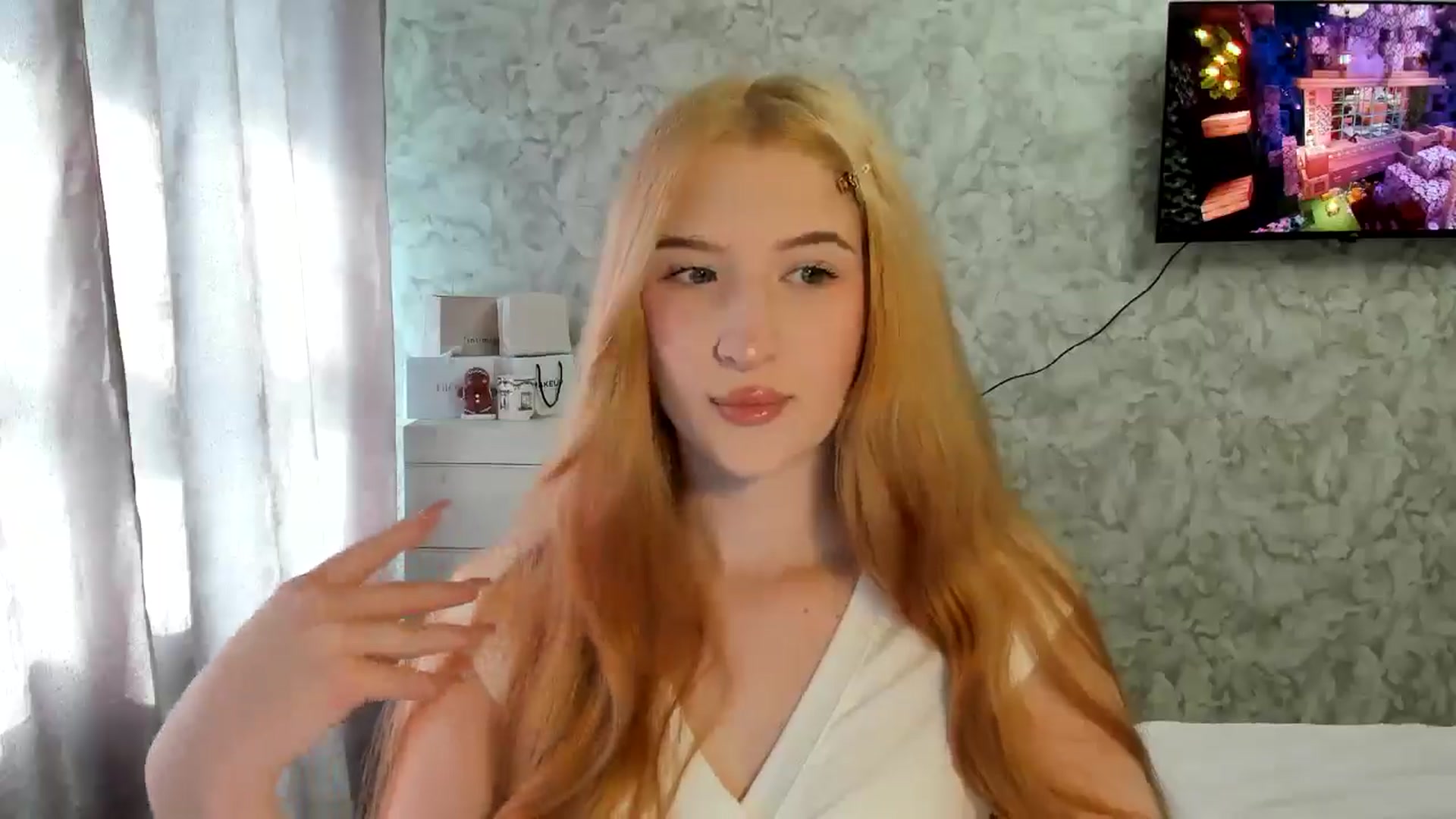 Gallery image thumbnail from Ilona_Here's myfreecams stream on, 03/22/2026, 12:28 image 6 of 20