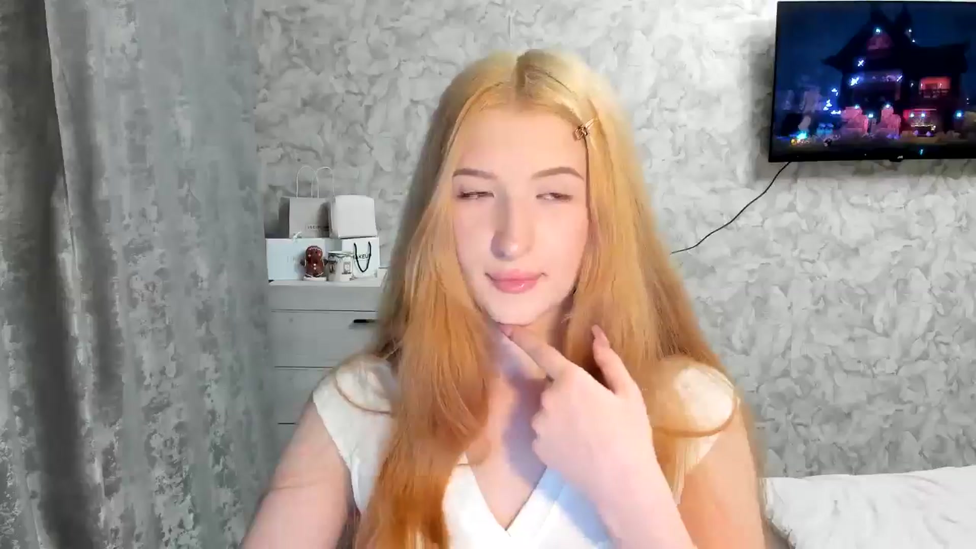 Gallery image thumbnail from Ilona_Here's myfreecams stream on, 03/22/2026, 20:59 image 11 of 20