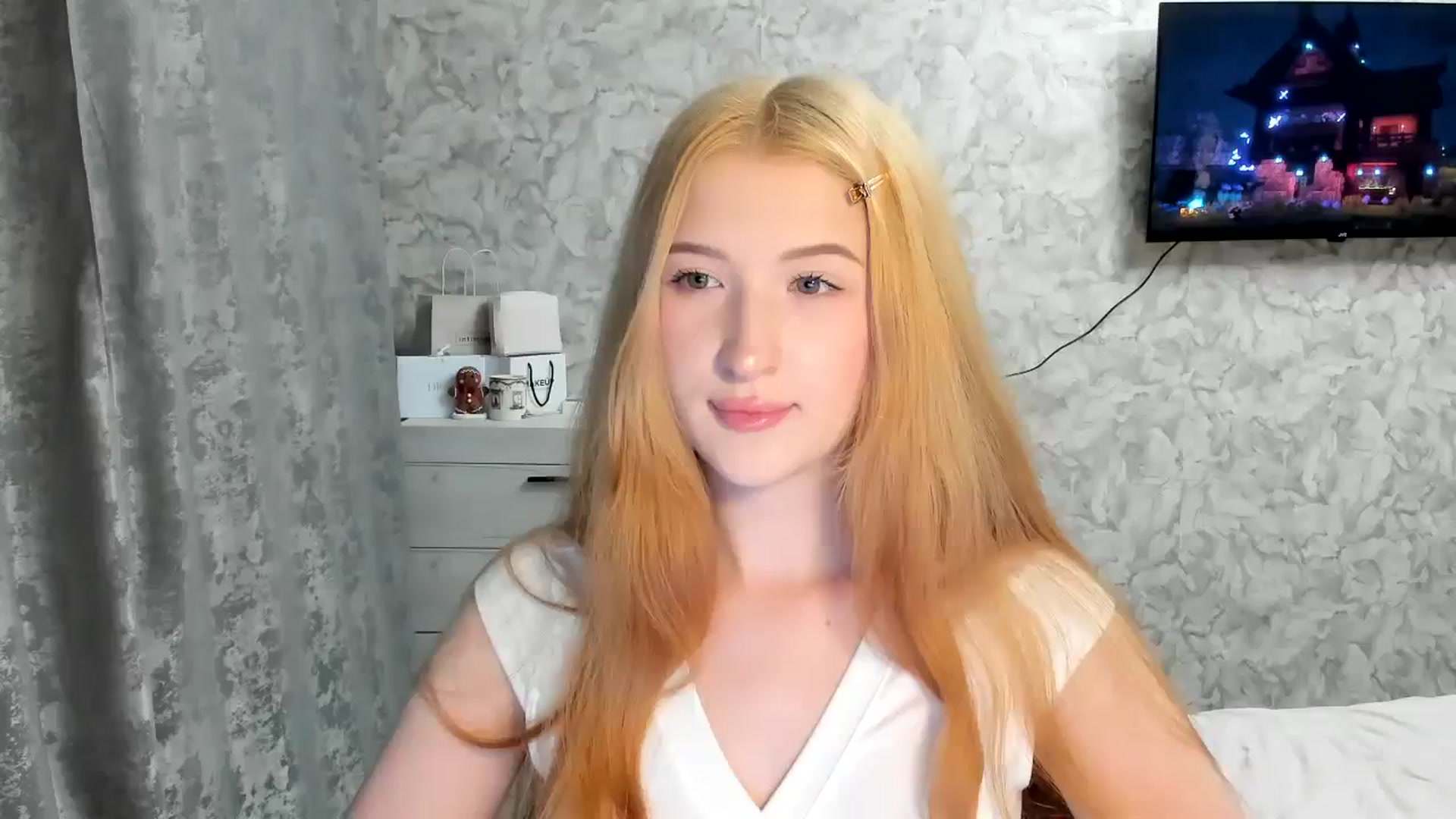 Gallery image thumbnail from Ilona_Here's myfreecams stream on, 03/22/2026, 20:59 image 4 of 20