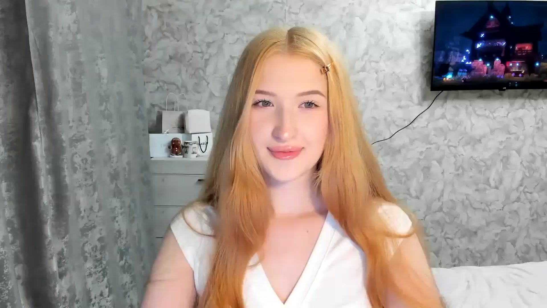 Gallery image thumbnail from Ilona_Here's myfreecams stream on, 03/22/2026, 20:59 image 7 of 20