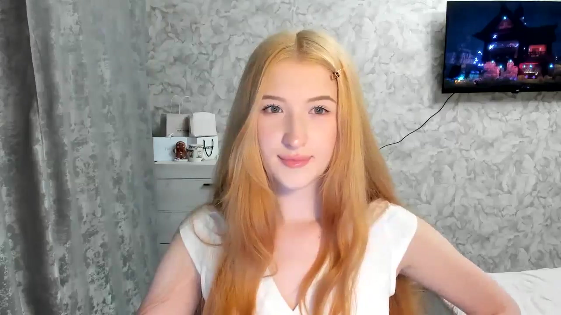 Gallery image thumbnail from Ilona_Here's myfreecams stream on, 03/22/2026, 20:59 image 15 of 20