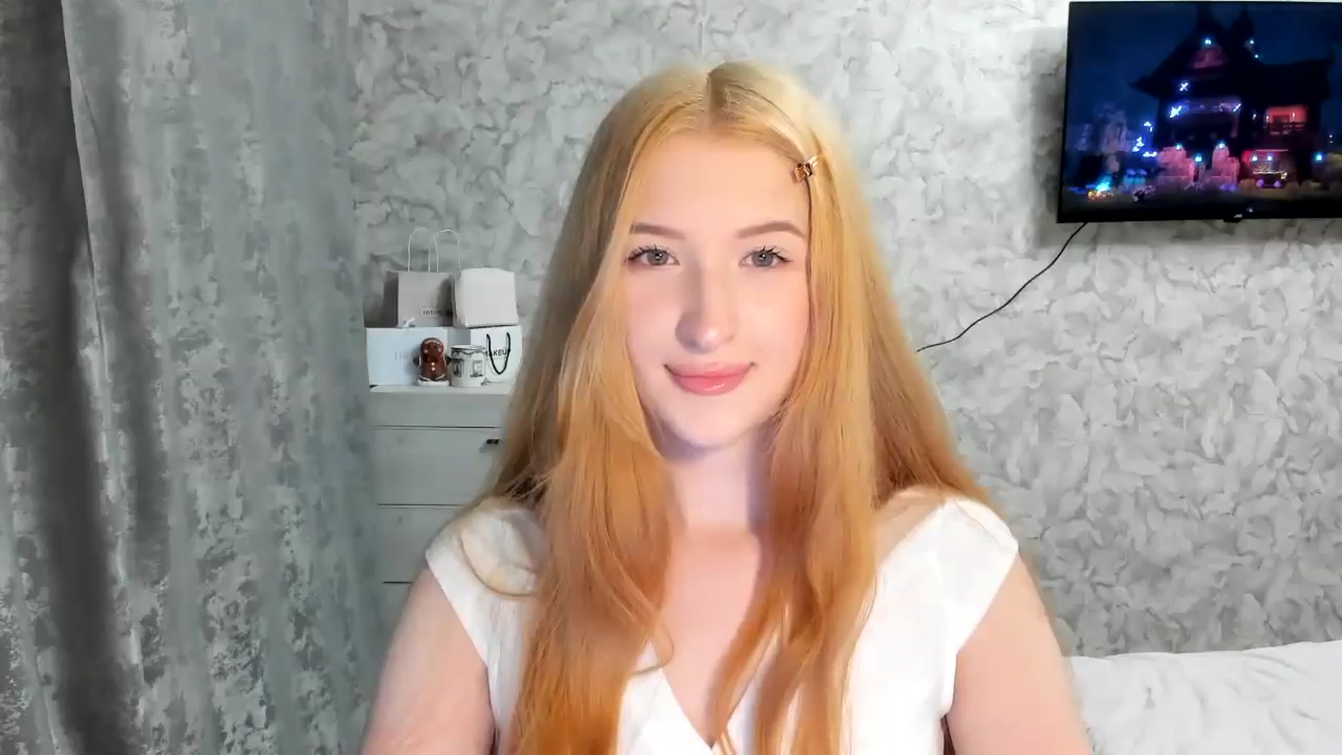 Gallery image thumbnail from Ilona_Here's myfreecams stream on, 03/22/2026, 20:59 image 16 of 20