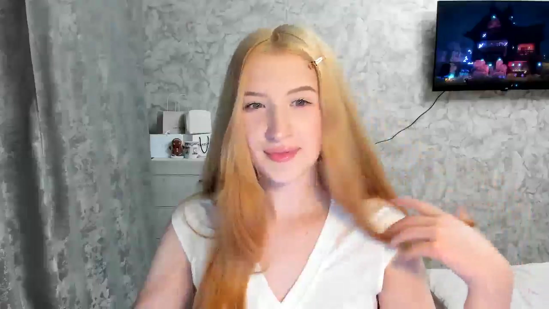 Gallery image thumbnail from Ilona_Here's myfreecams stream on, 03/22/2026, 20:59 image 17 of 20