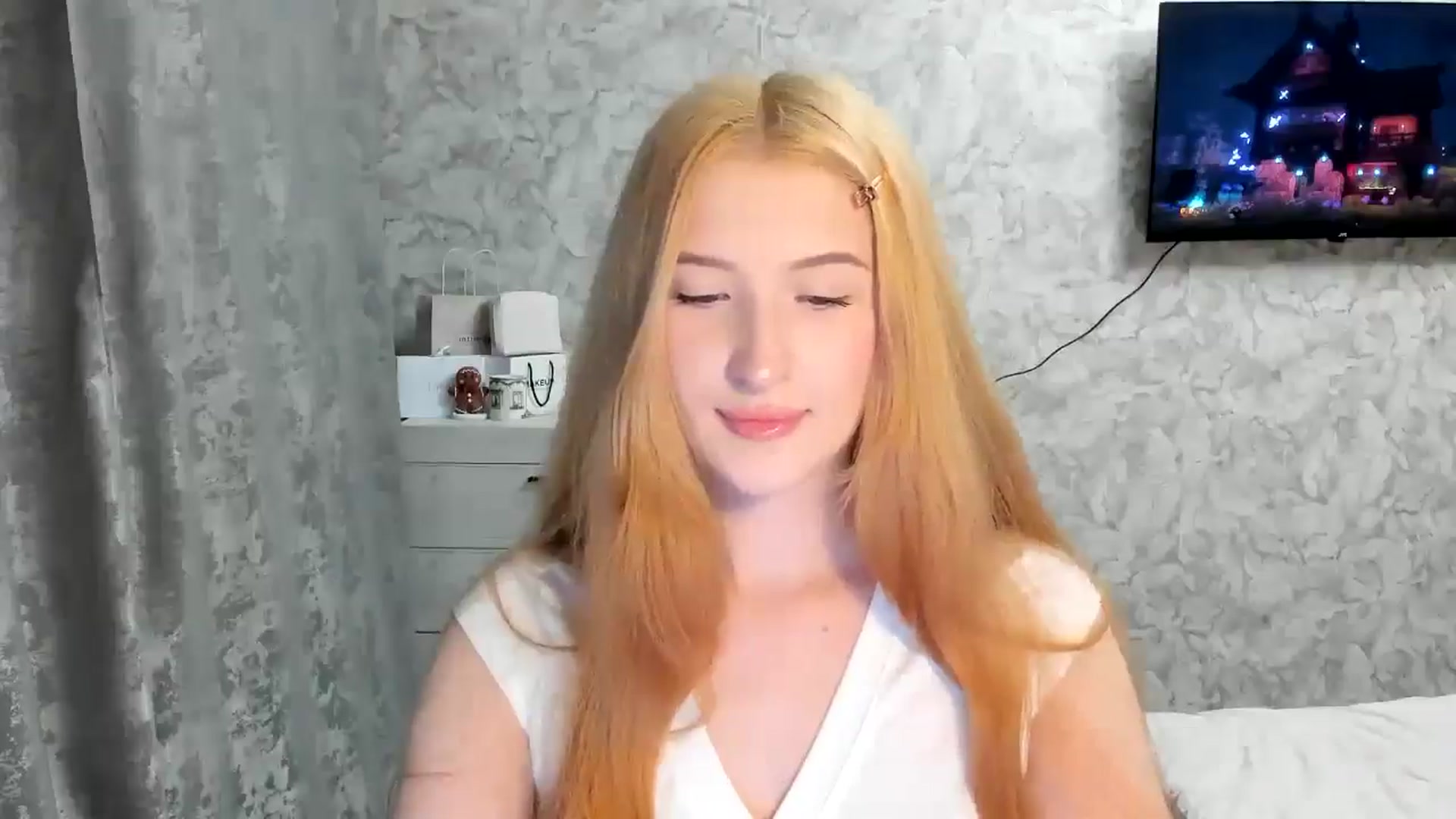 Gallery image thumbnail from Ilona_Here's myfreecams stream on, 03/22/2026, 20:59 image 8 of 20