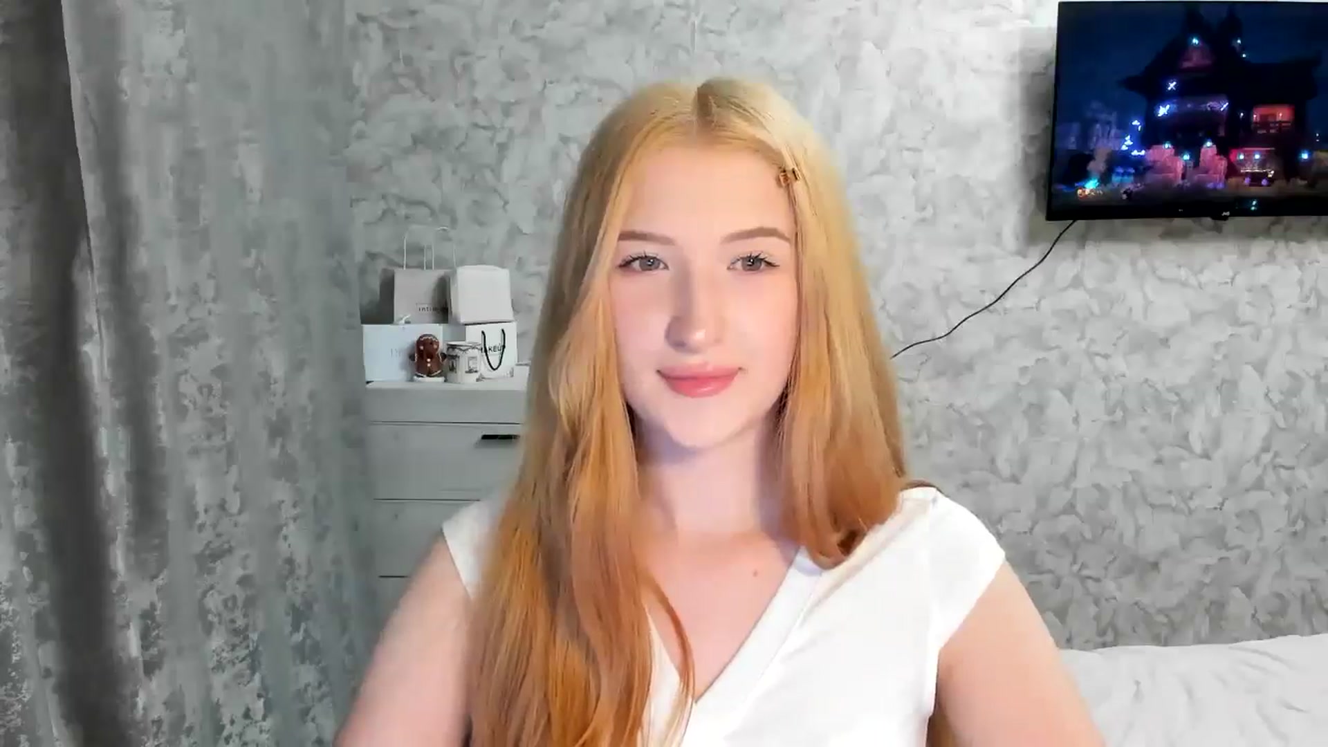 Gallery image thumbnail from Ilona_Here's myfreecams stream on, 03/22/2026, 22:03 image 9 of 20
