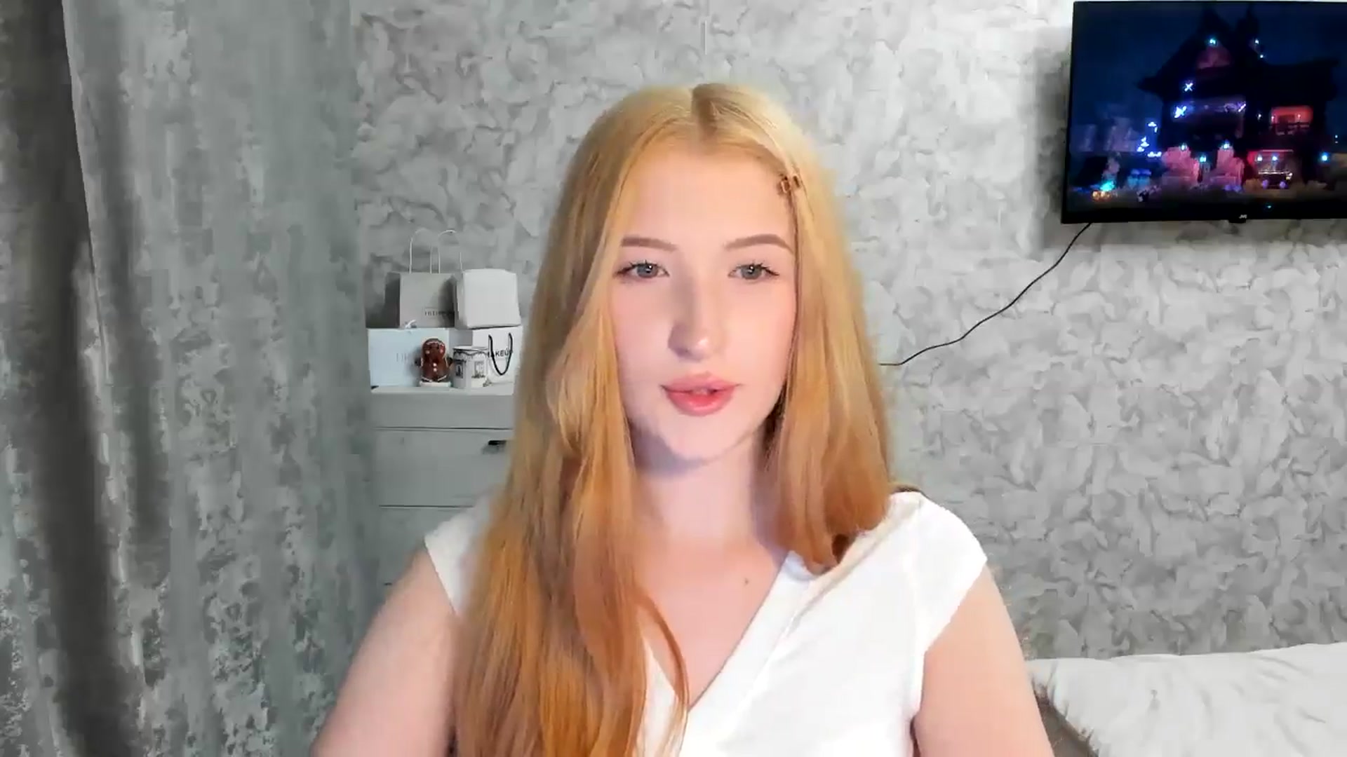 Gallery image thumbnail from Ilona_Here's myfreecams stream on, 03/22/2026, 22:03 image 10 of 20