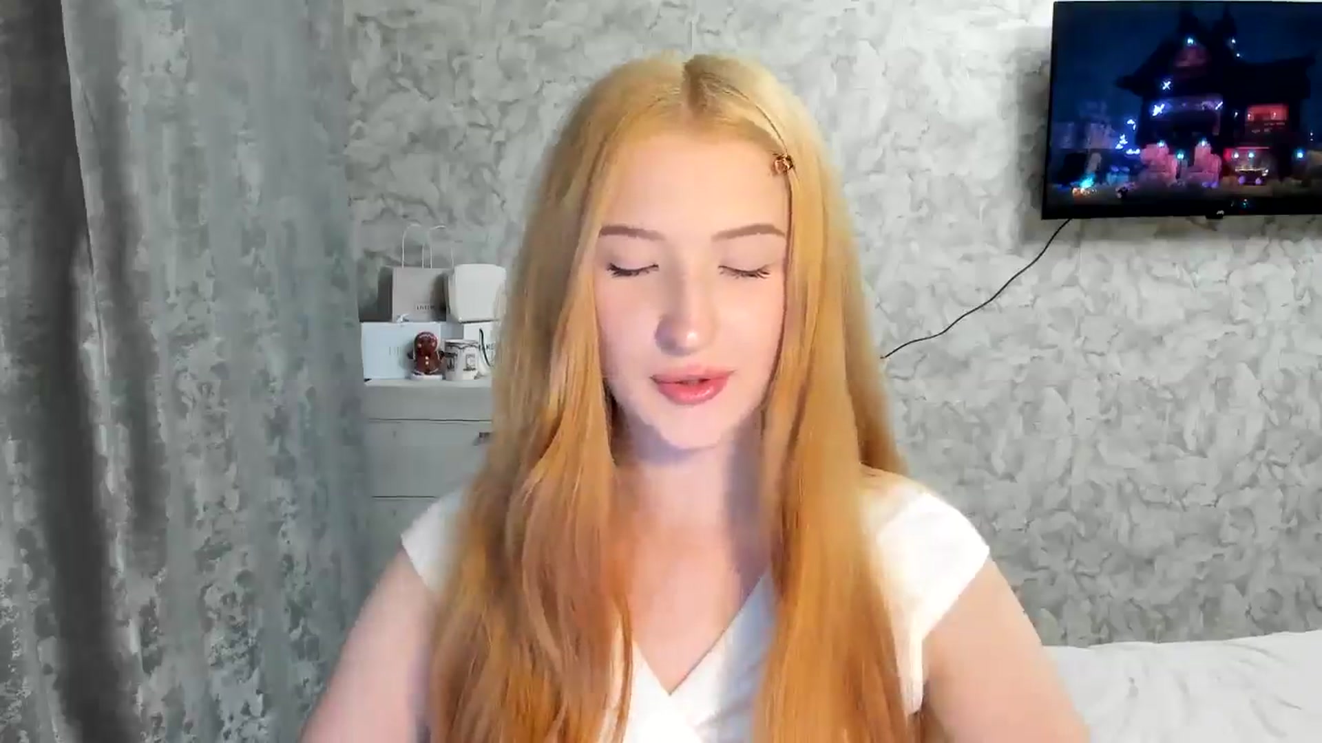 Gallery image thumbnail from Ilona_Here's myfreecams stream on, 03/22/2026, 22:49 image 13 of 20