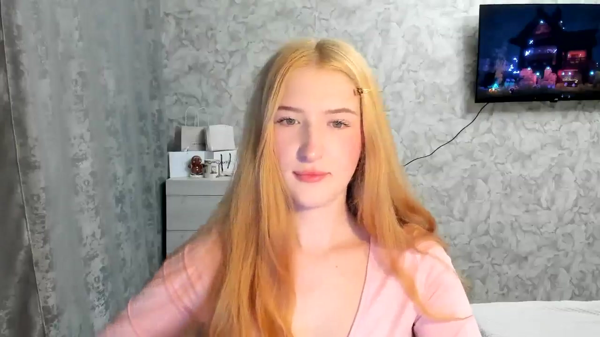 Gallery image thumbnail from Ilona_Here's myfreecams stream on, 03/24/2026, 15:57 image 14 of 20