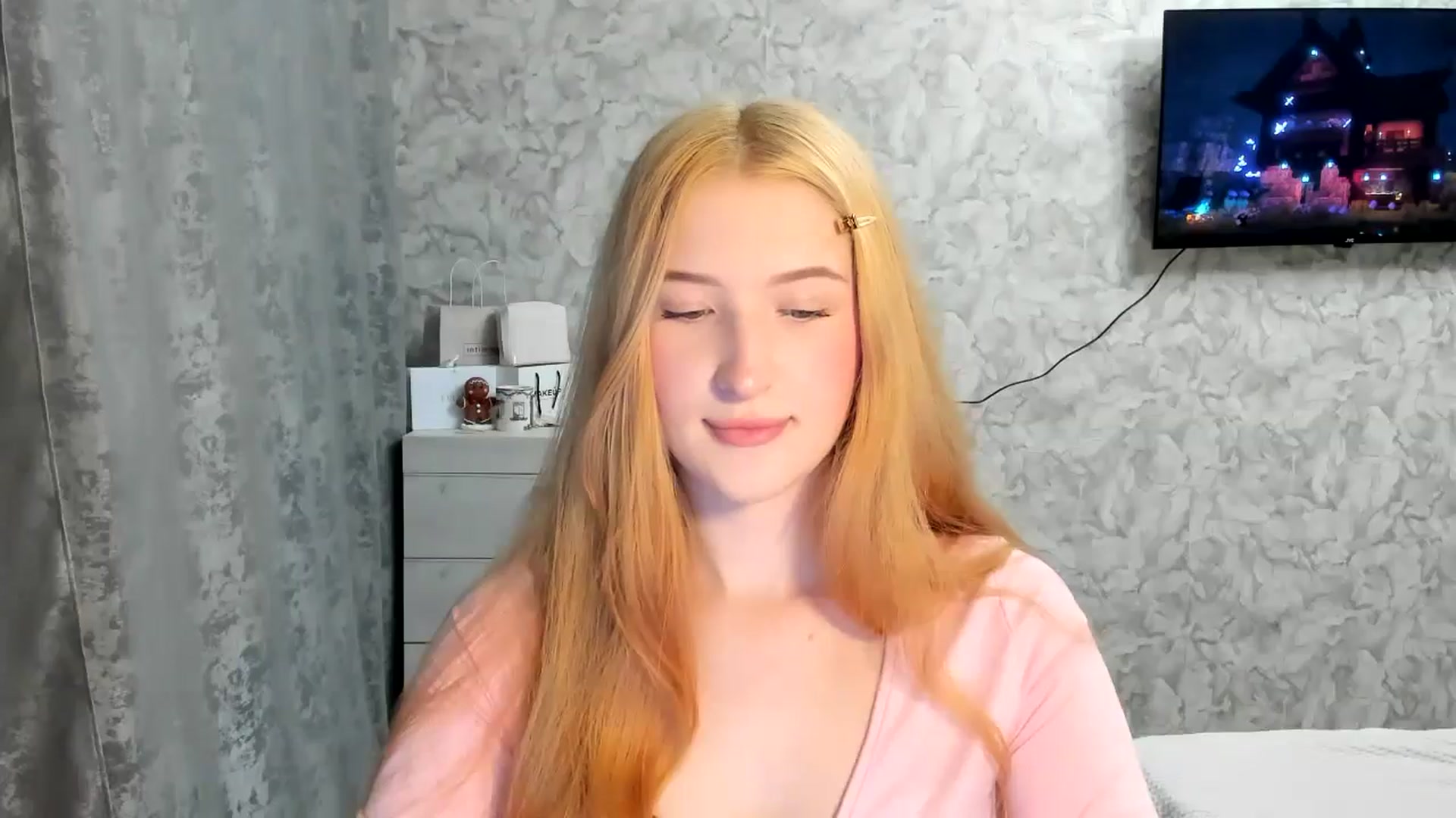 Gallery image thumbnail from Ilona_Here's myfreecams stream on, 03/24/2026, 15:57 image 11 of 20