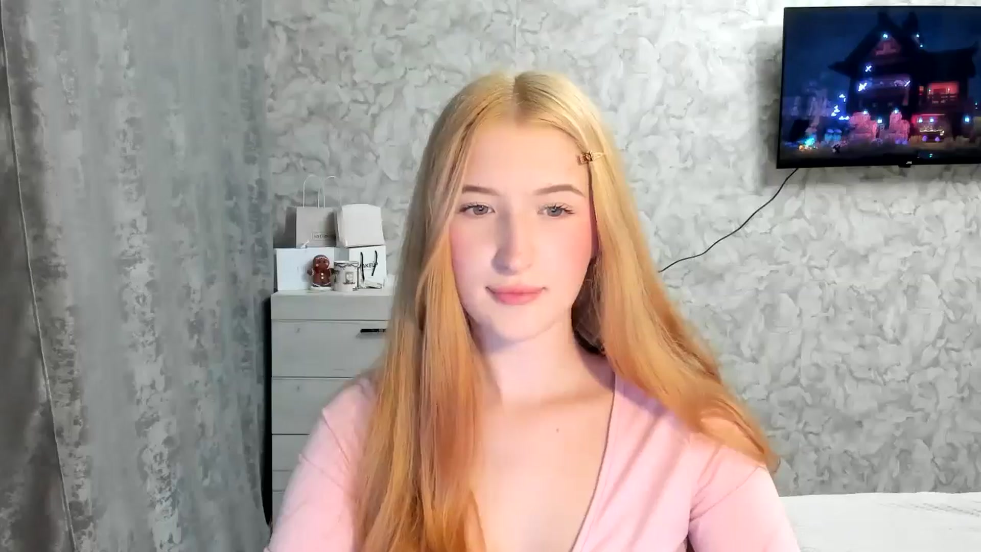 Gallery image thumbnail from Ilona_Here's myfreecams stream on, 03/24/2026, 16:55 image 4 of 20