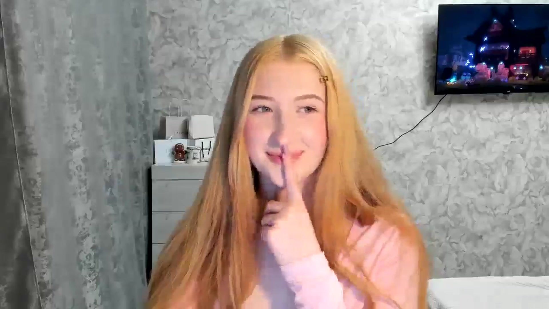 Gallery image thumbnail from Ilona_Here's myfreecams stream on, 03/24/2026, 16:55 image 14 of 20