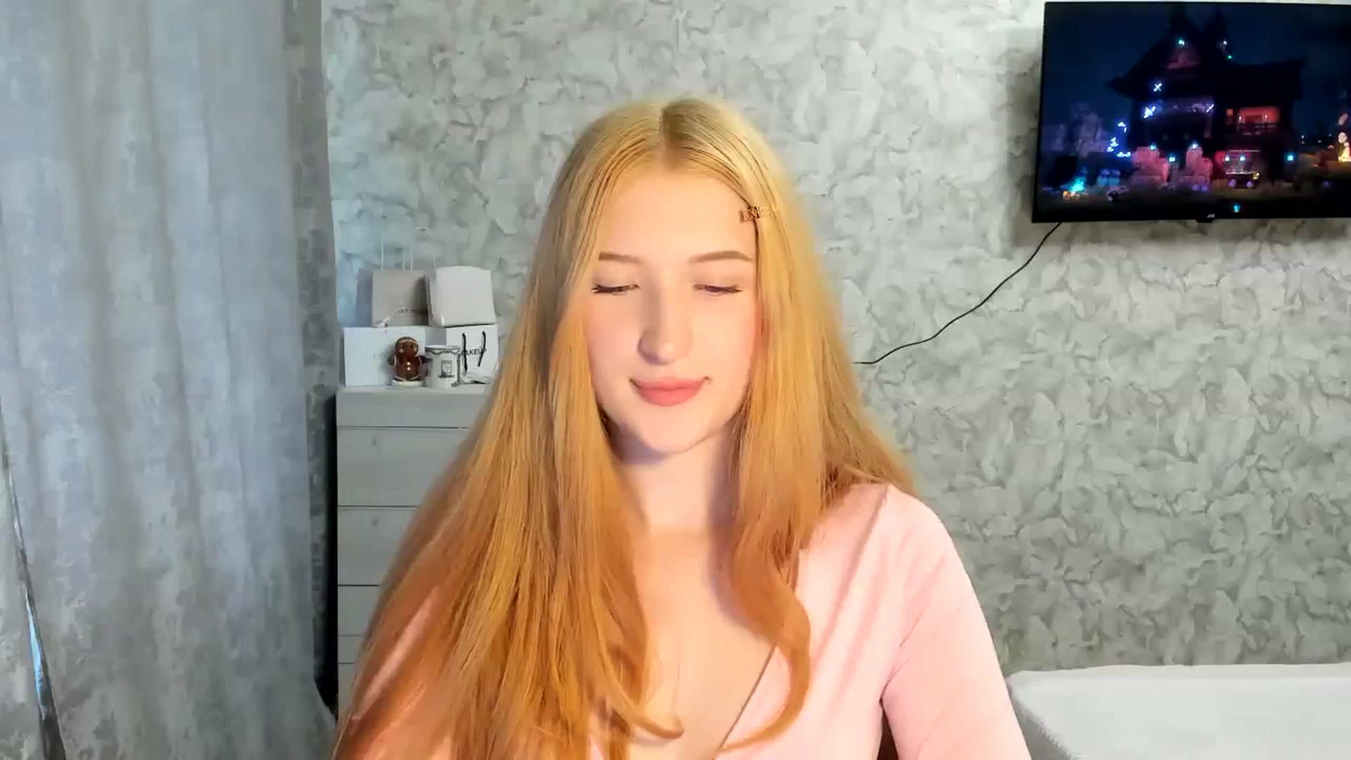 Gallery image thumbnail from Ilona_Here's myfreecams stream on, 03/25/2026, 14:42 image 10 of 20