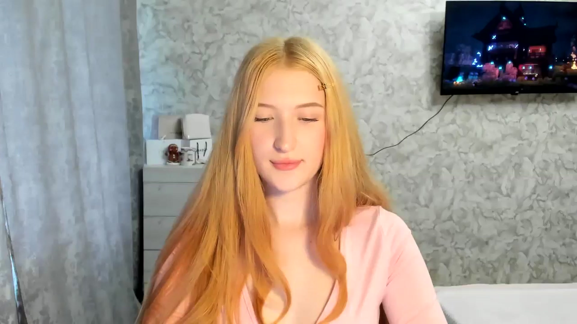 Gallery image thumbnail from Ilona_Here's myfreecams stream on, 03/25/2026, 14:42 image 3 of 20