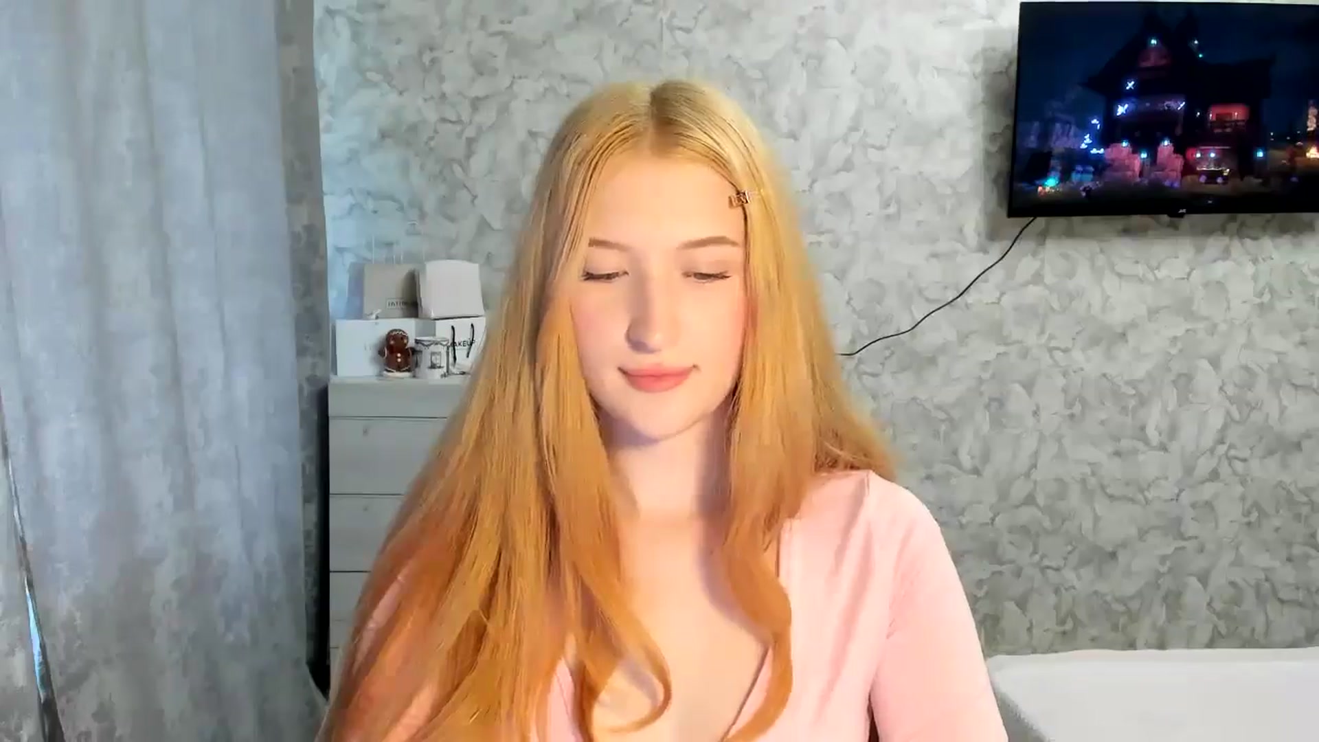 Gallery image thumbnail from Ilona_Here's myfreecams stream on, 03/25/2026, 14:42 image 2 of 20