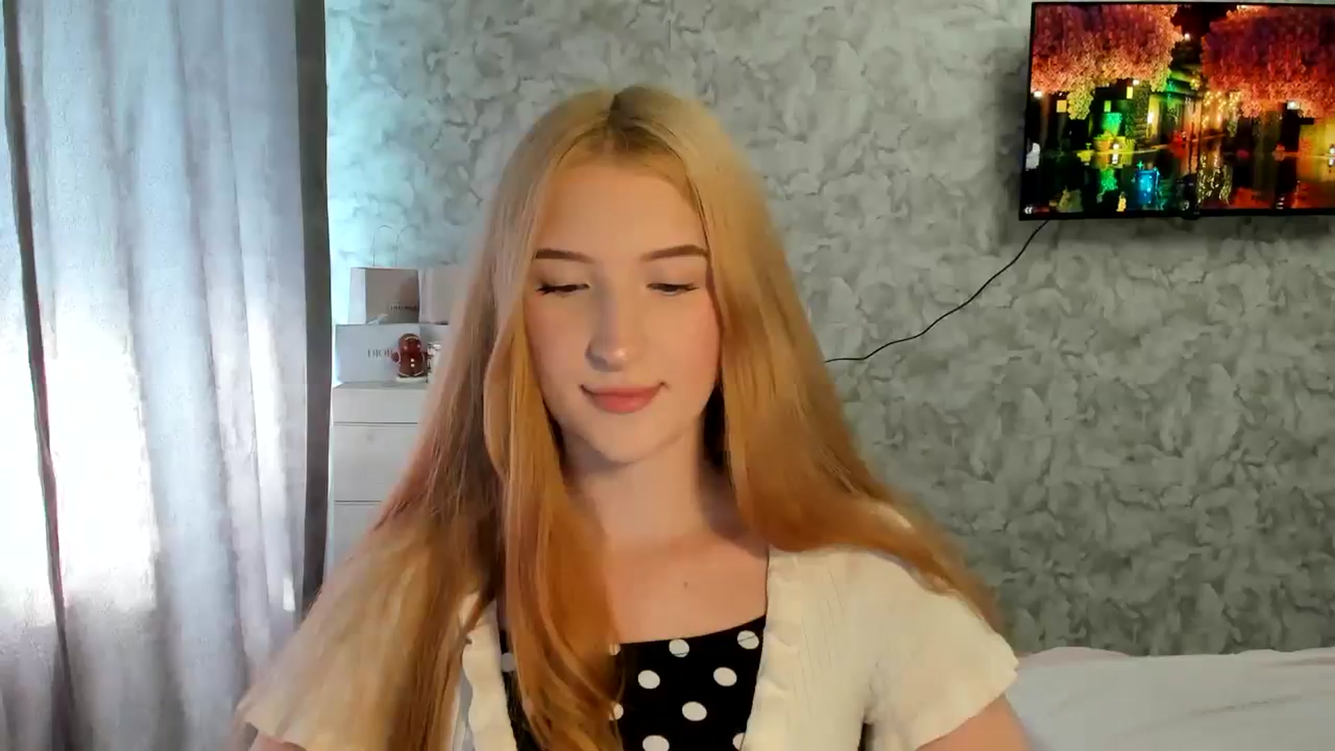 Gallery image thumbnail from Ilona_Here's myfreecams stream on, 03/29/2026, 11:34 image 11 of 20