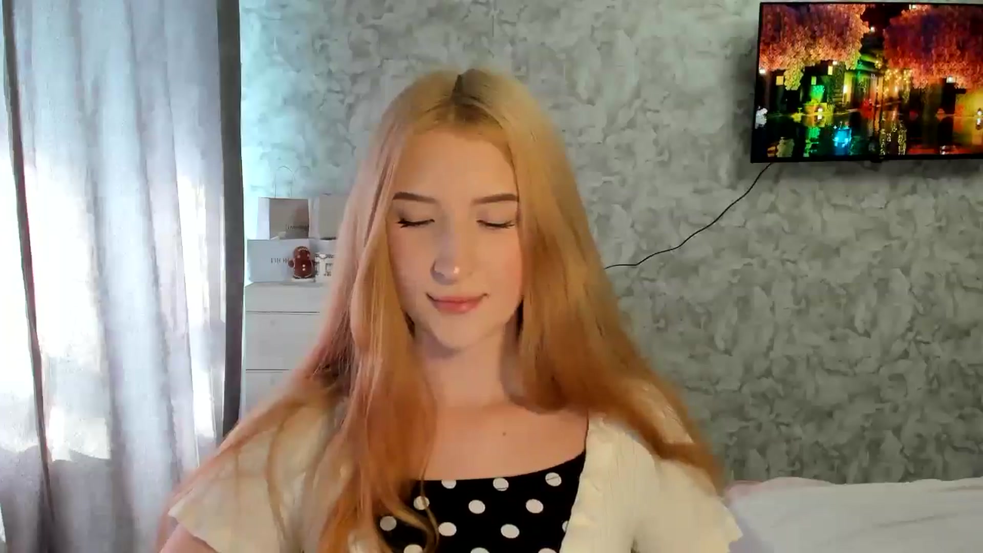 Gallery image thumbnail from Ilona_Here's myfreecams stream on, 03/29/2026, 11:52 image 16 of 20