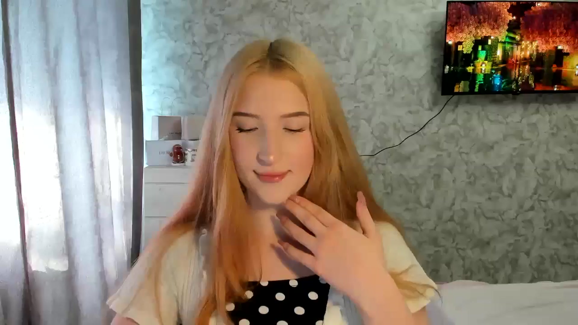 Gallery image thumbnail from Ilona_Here's myfreecams stream on, 03/29/2026, 11:52 image 4 of 20