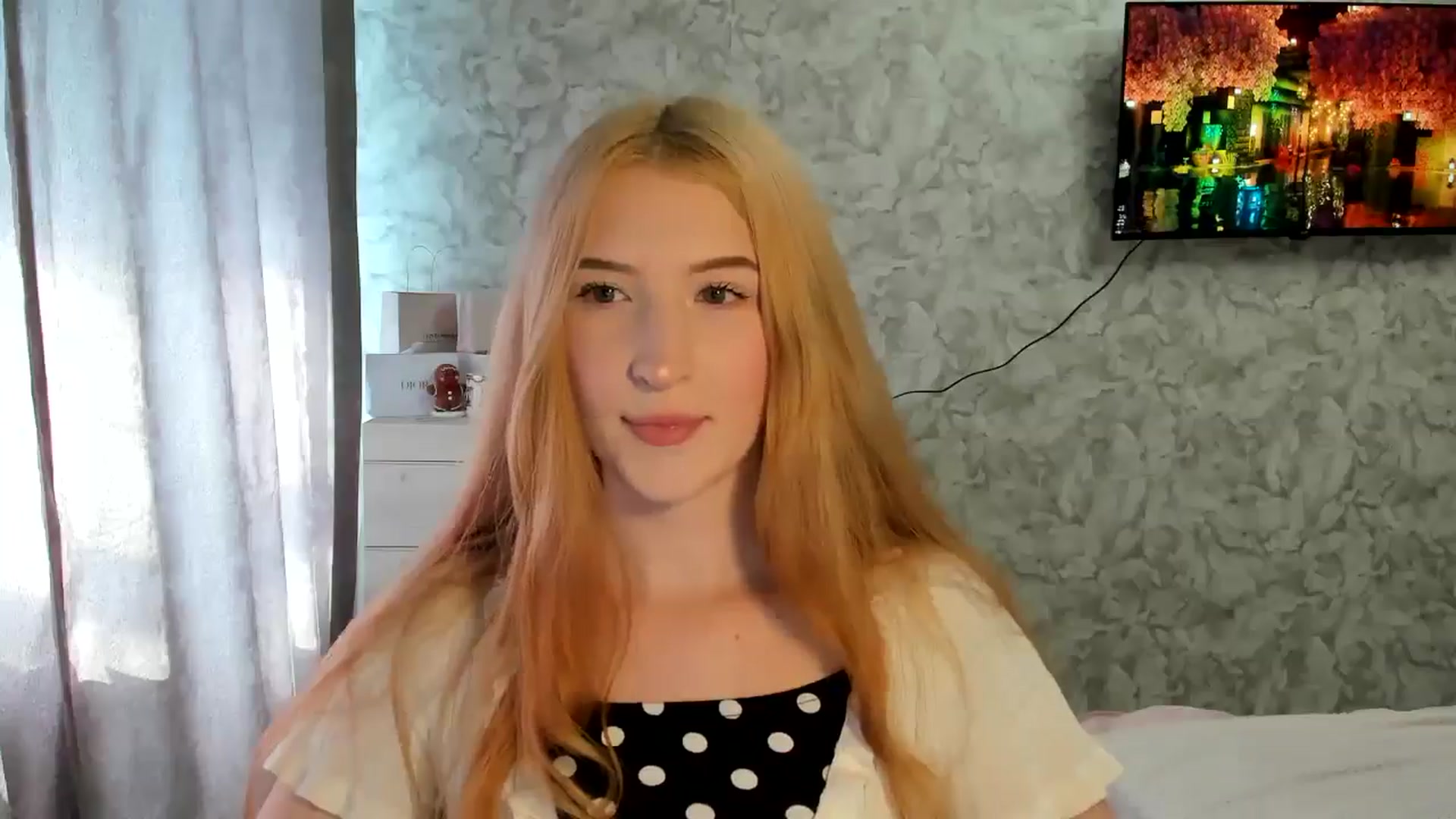 Gallery image thumbnail from Ilona_Here's myfreecams stream on, 03/29/2026, 11:52 image 11 of 20