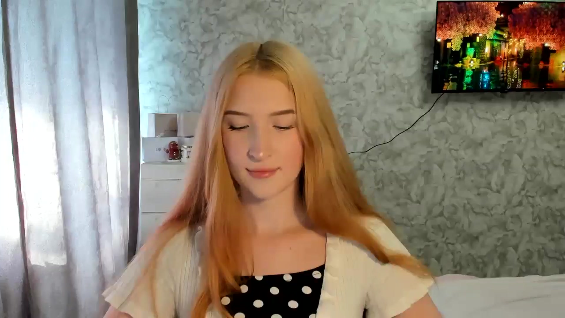 Gallery image thumbnail from Ilona_Here's myfreecams stream on, 03/29/2026, 11:52 image 3 of 20