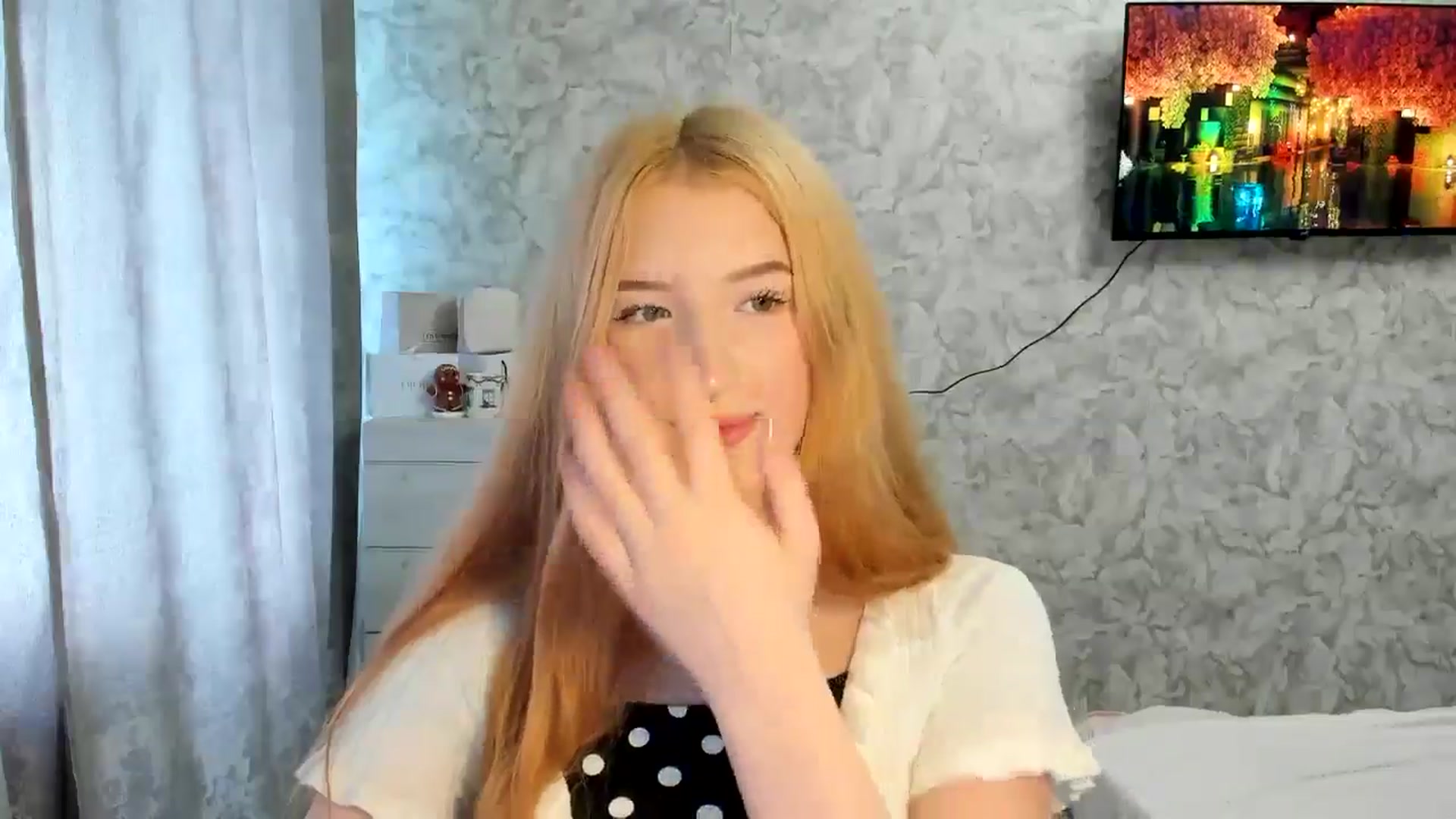 Gallery image thumbnail from Ilona_Here's myfreecams stream on, 03/29/2026, 13:10 image 5 of 20